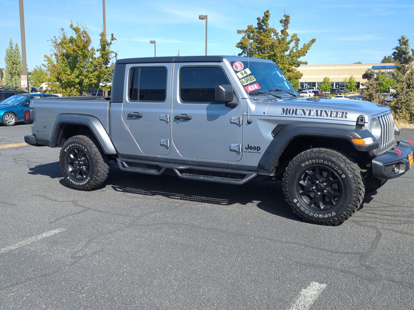2020 Jeep Gladiator Sport S Crew Cab 4WD