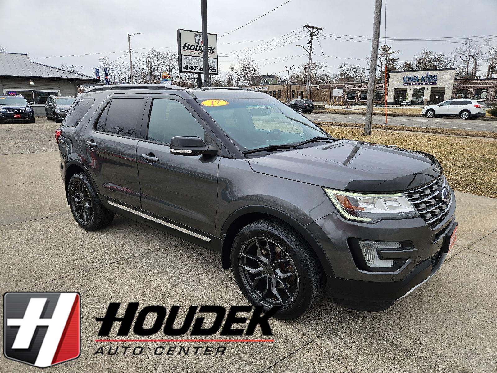 2017 Ford Explorer XLT AWD