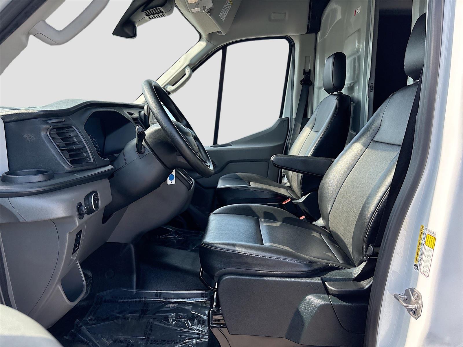2023 Ford Transit Cargo Van