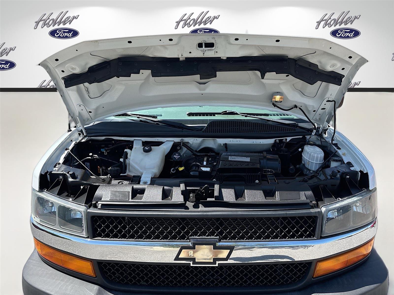 2018 Chevrolet Express Passenger LT