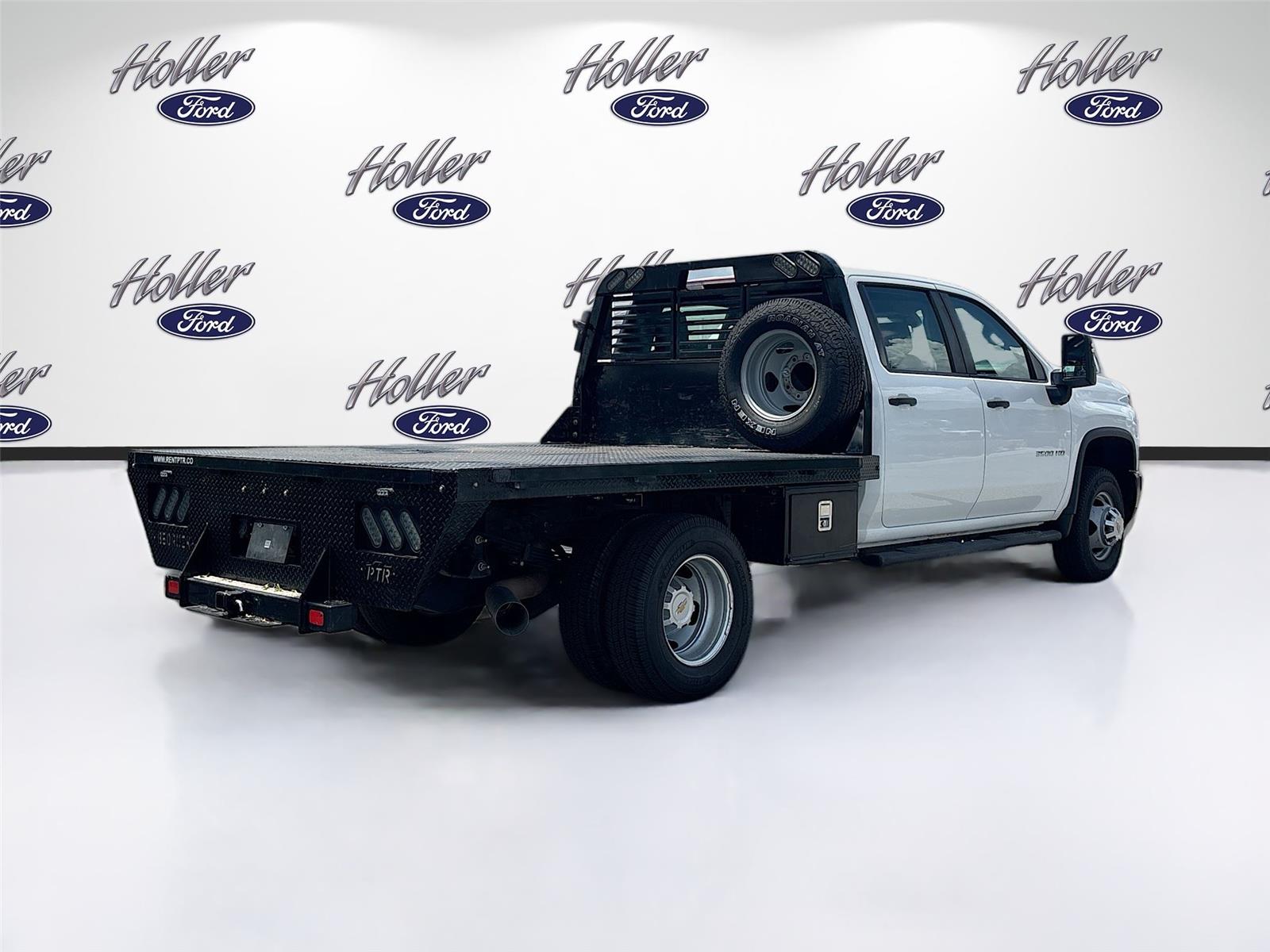 2024 Chevrolet Silverado 3500HD CC Work Truck
