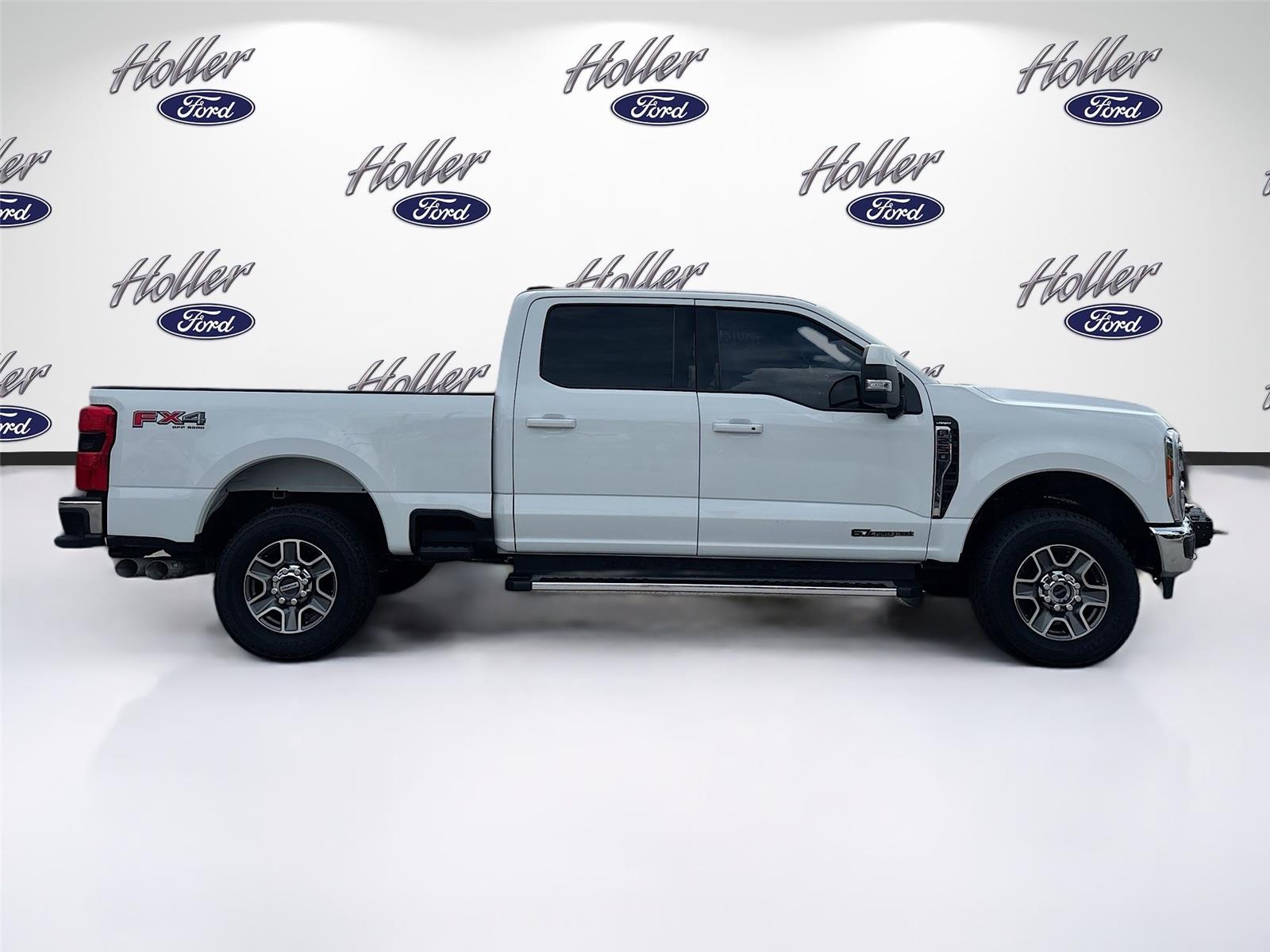 2023 Ford Super Duty F-250 SRW LARIAT