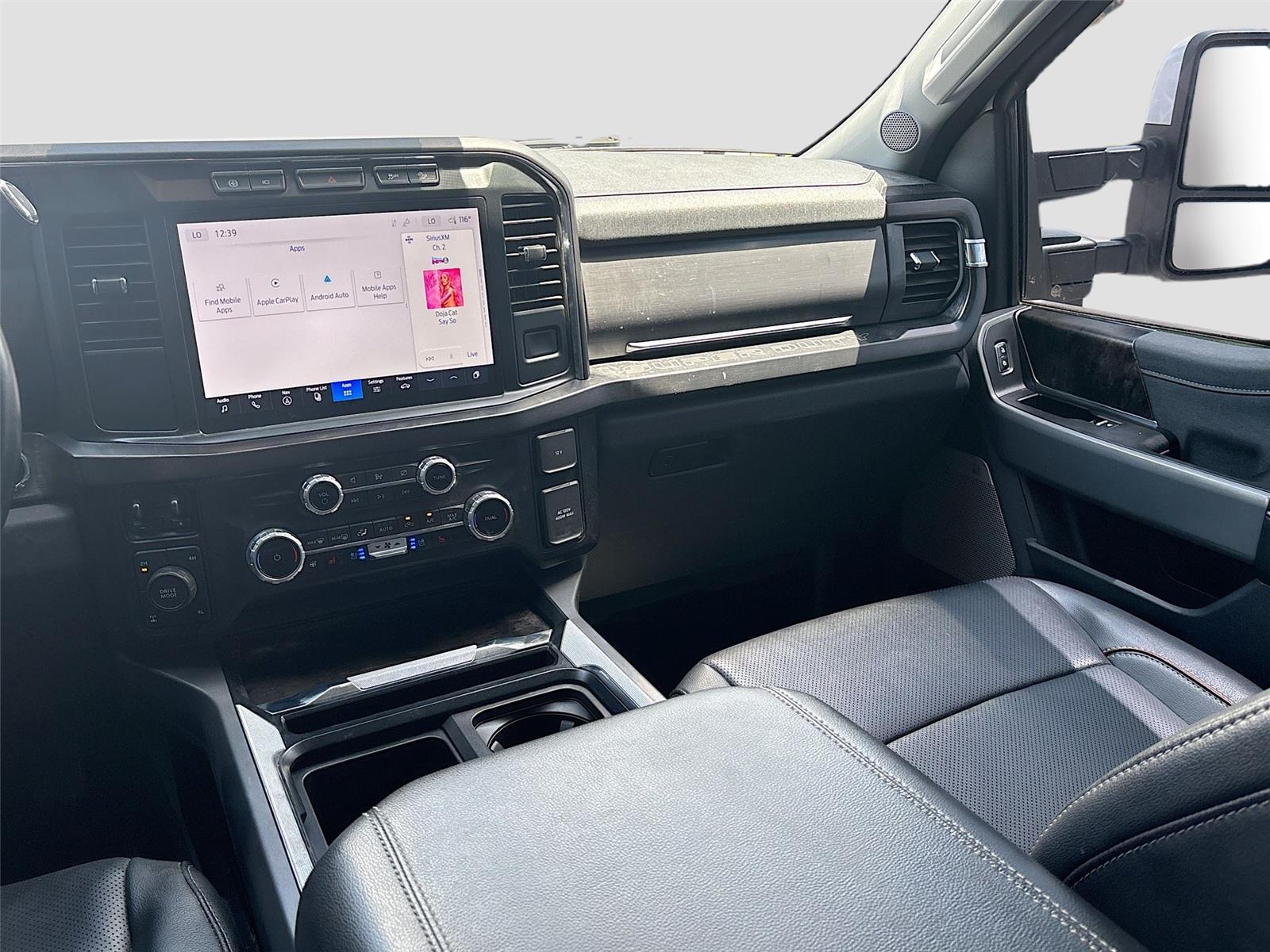 2023 Ford Super Duty F-250 SRW LARIAT