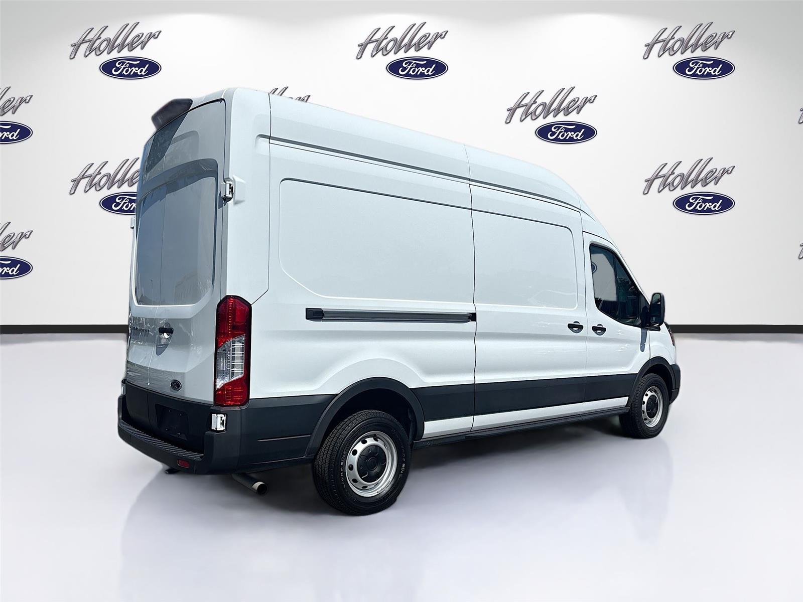 2023 Ford Transit Cargo Van