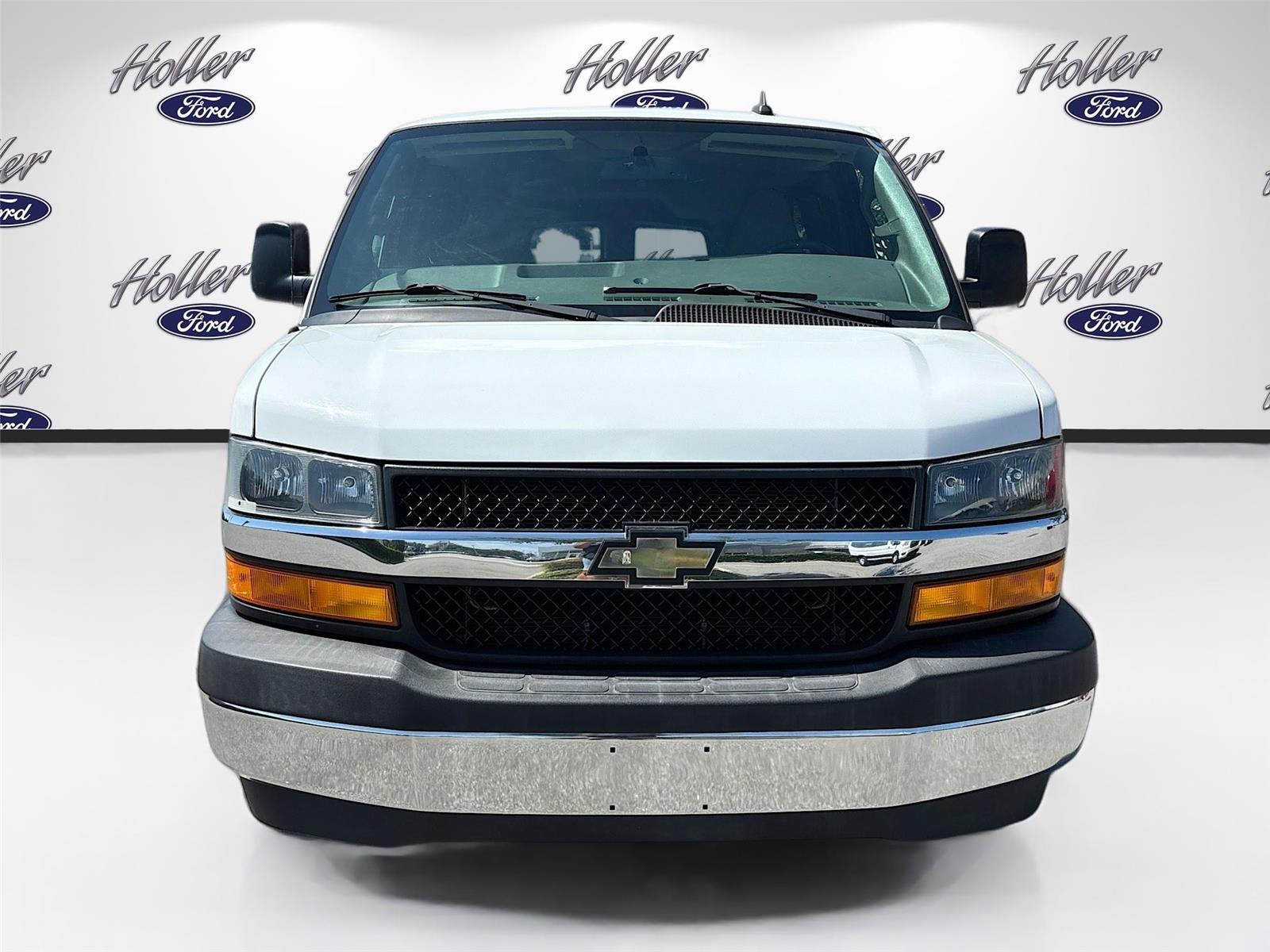 2018 Chevrolet Express Passenger LT