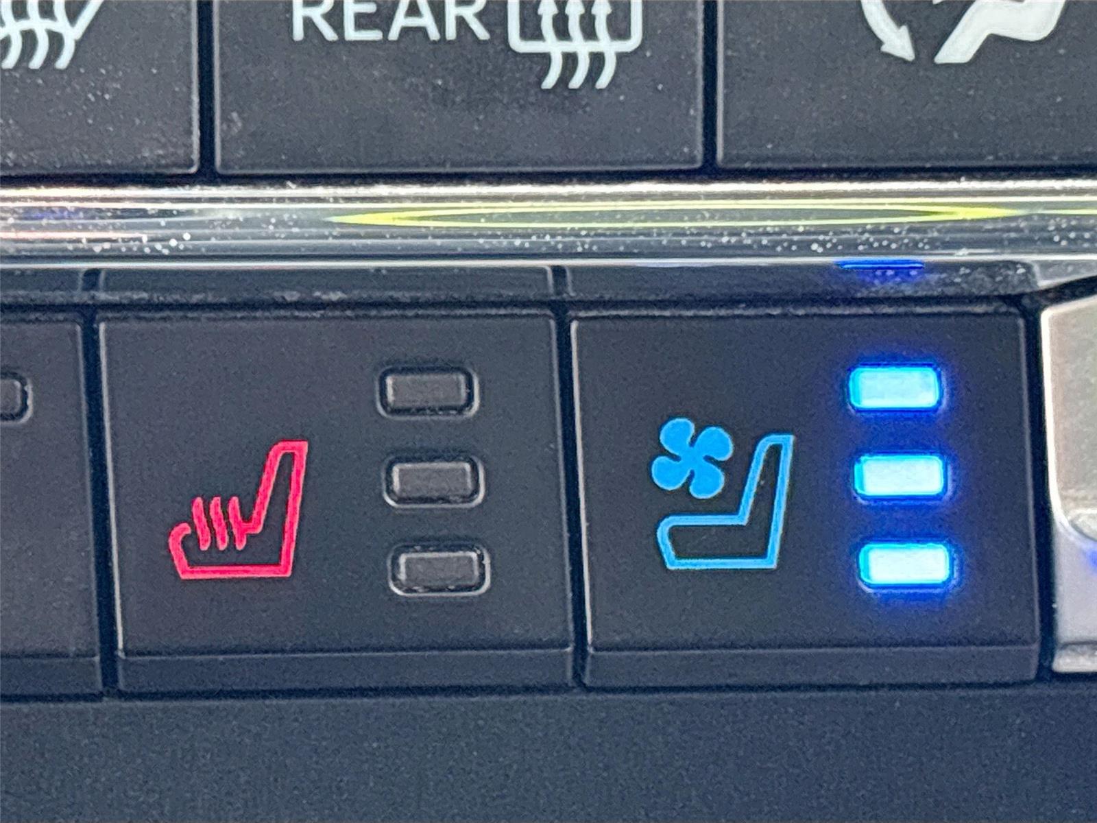 2023 Ford Super Duty F-250 SRW LARIAT