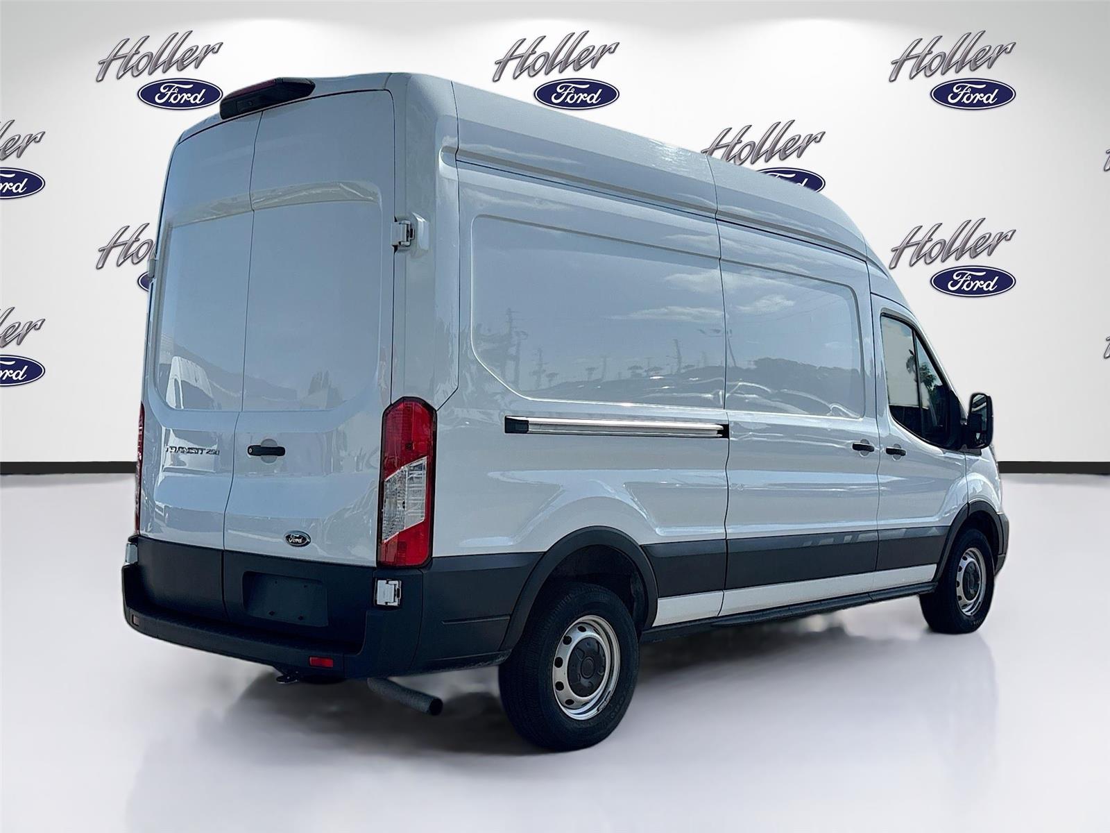 2023 Ford Transit Cargo Van