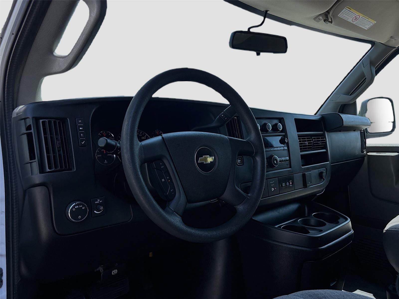 2018 Chevrolet Express Passenger LT