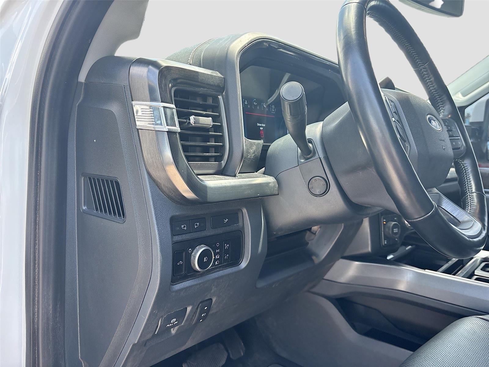 2023 Ford Super Duty F-250 SRW LARIAT