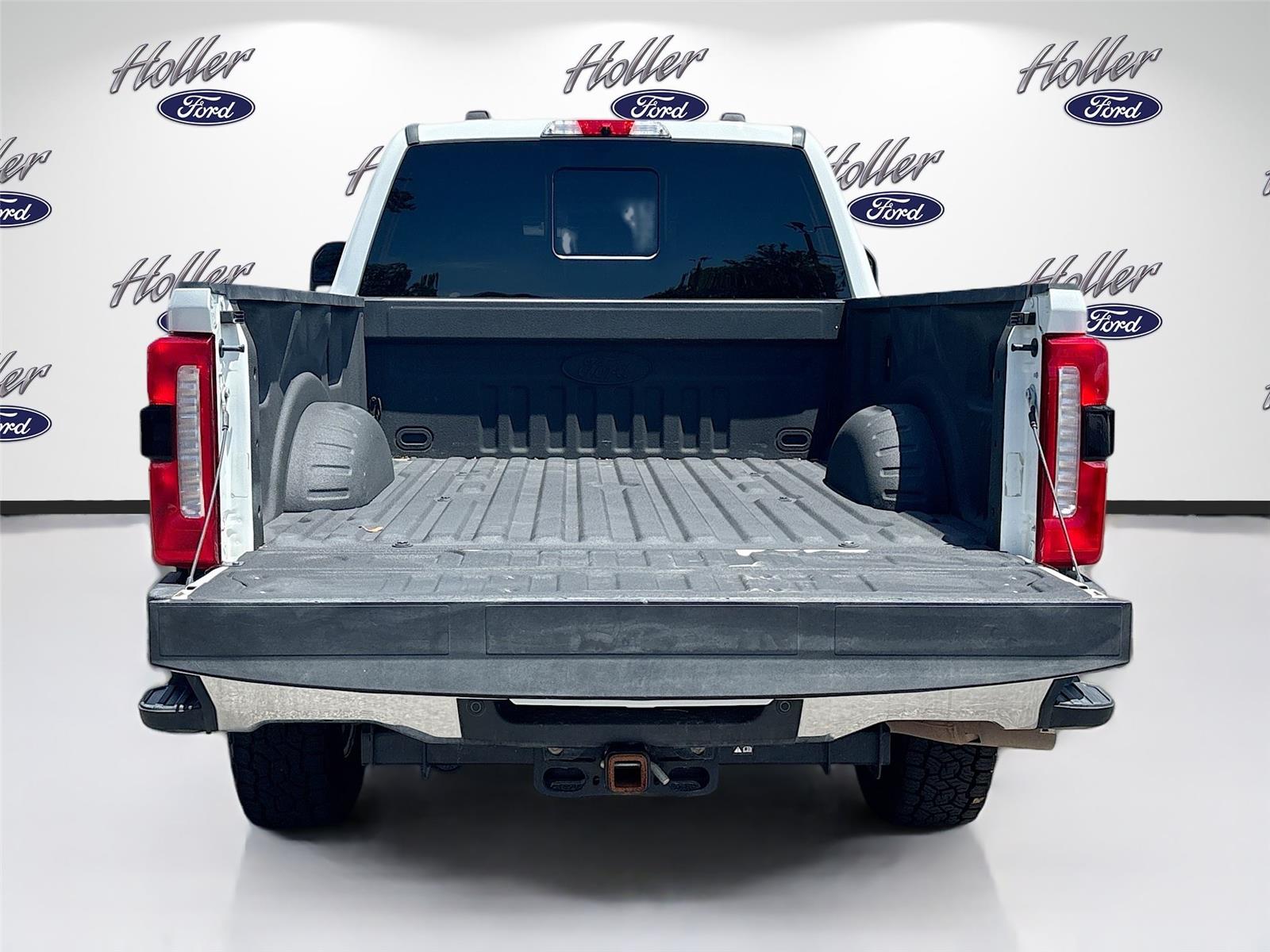 2023 Ford Super Duty F-250 SRW LARIAT