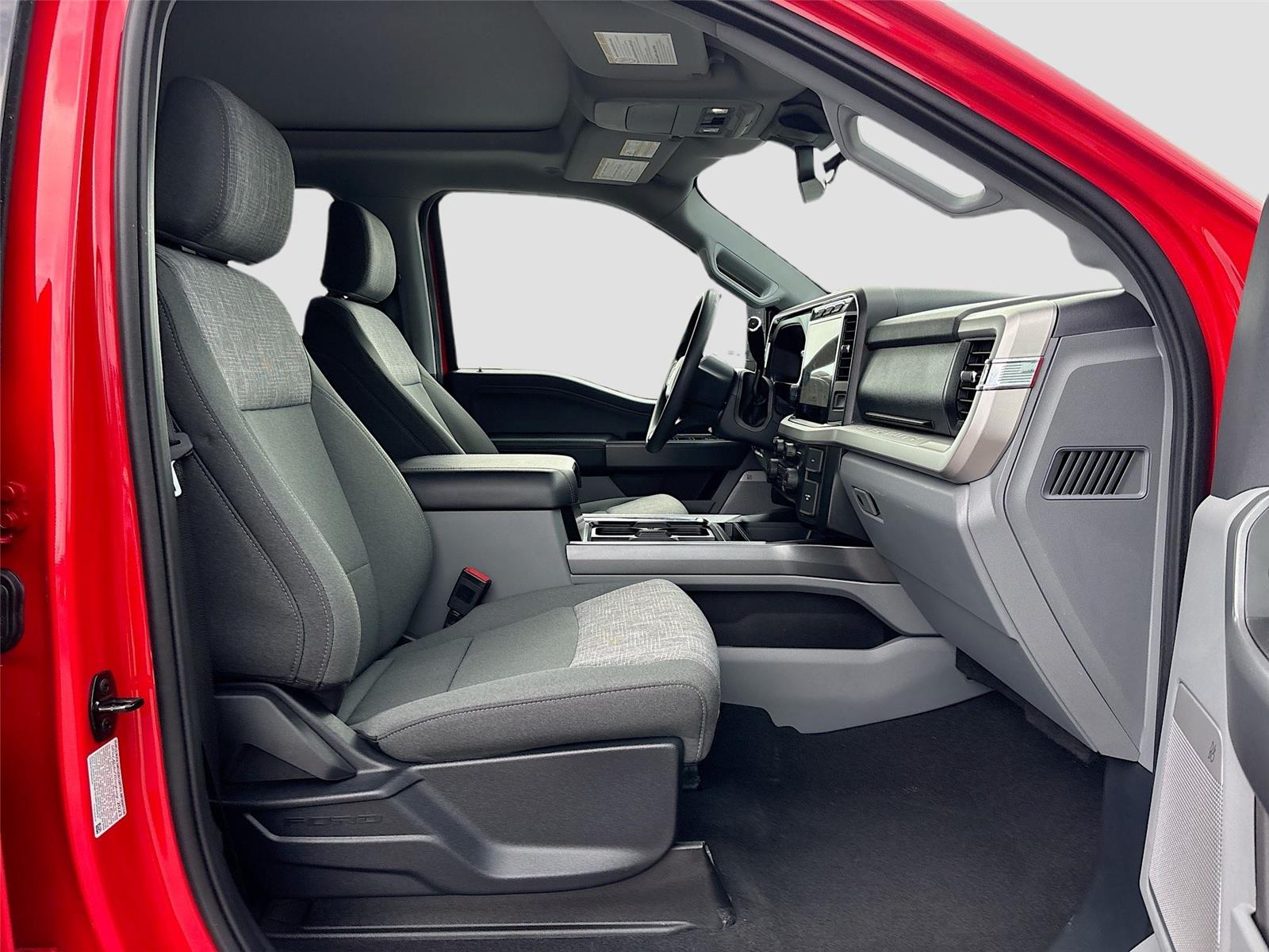 2023 Ford Super Duty F-250 SRW XLT
