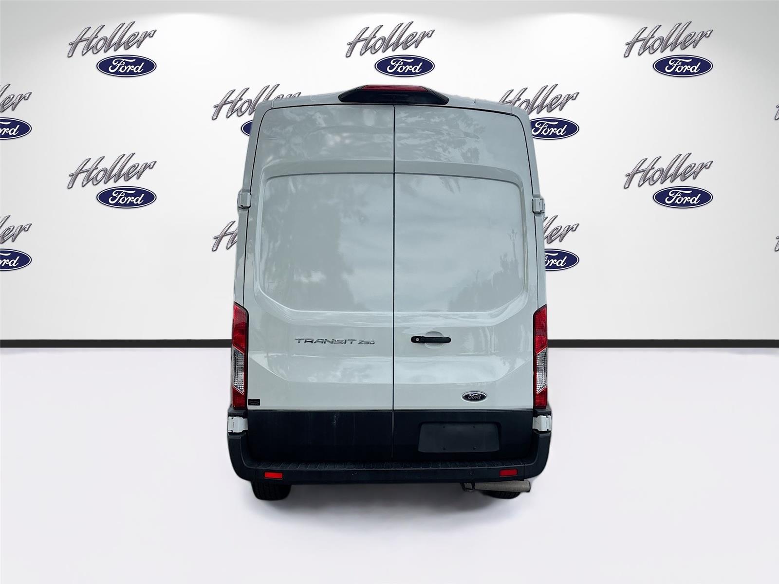 2023 Ford Transit Cargo Van