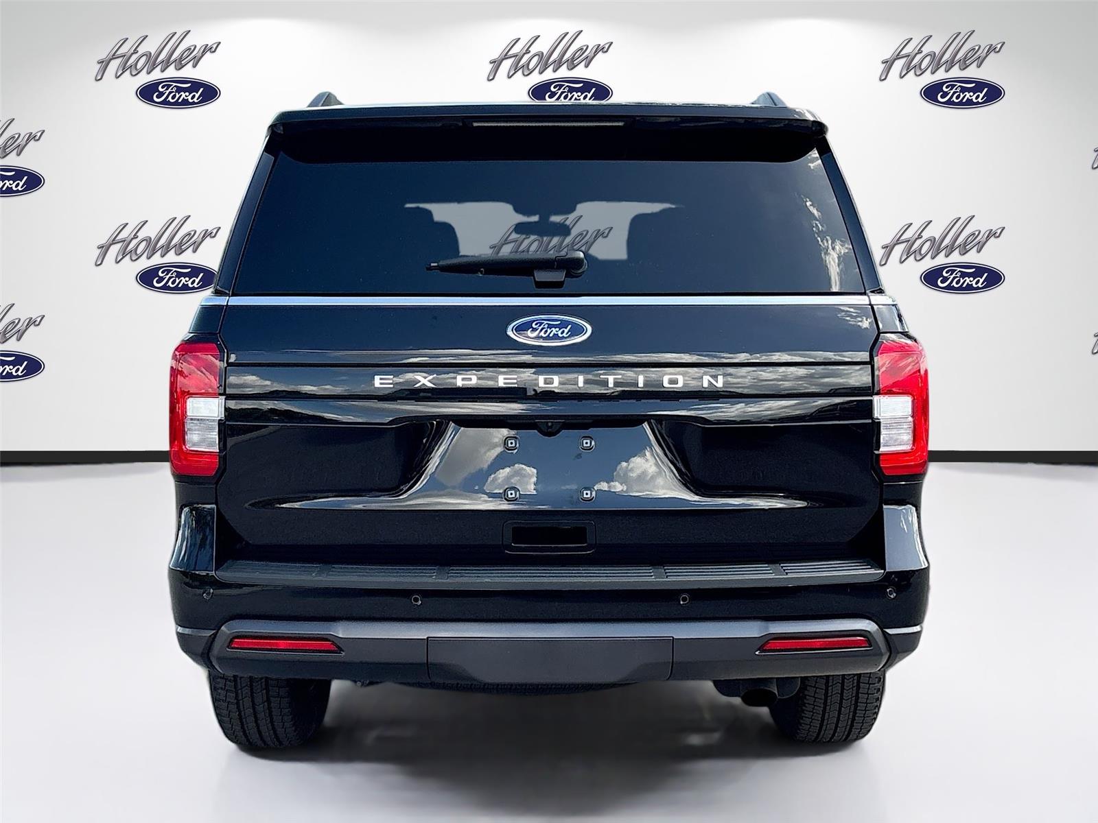 2024 Ford Expedition XL STX