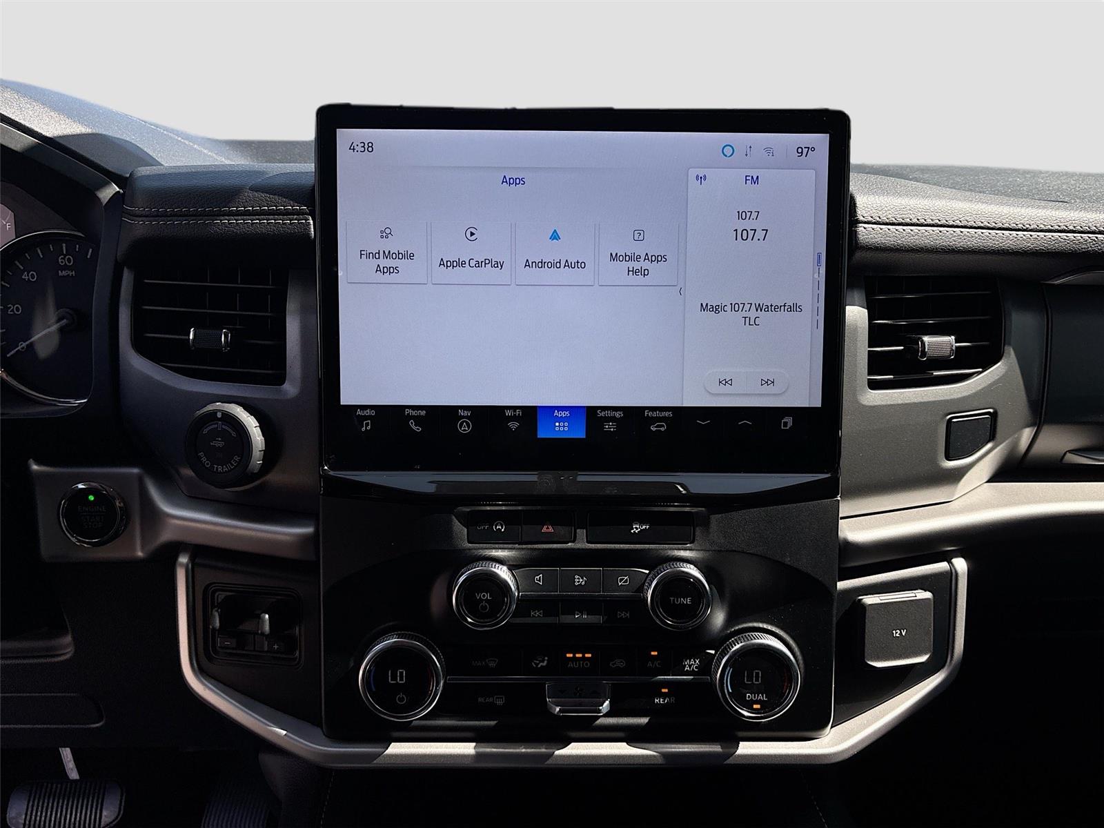 2024 Ford Expedition XL STX