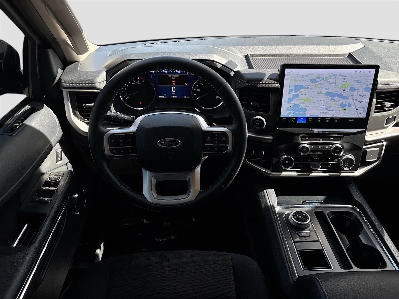 2024 Ford Expedition XL STX