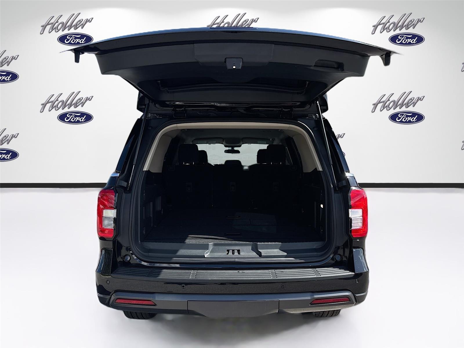 2024 Ford Expedition XL STX