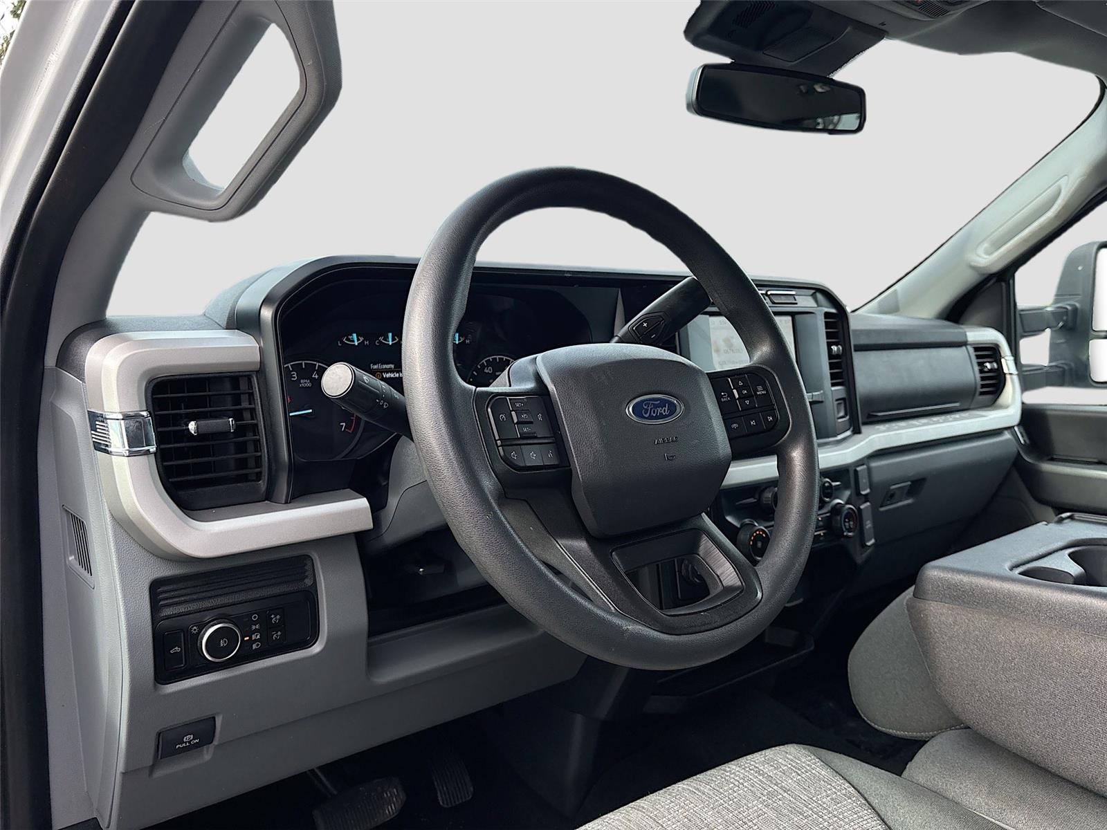 2023 Ford Super Duty F-250 SRW XLT