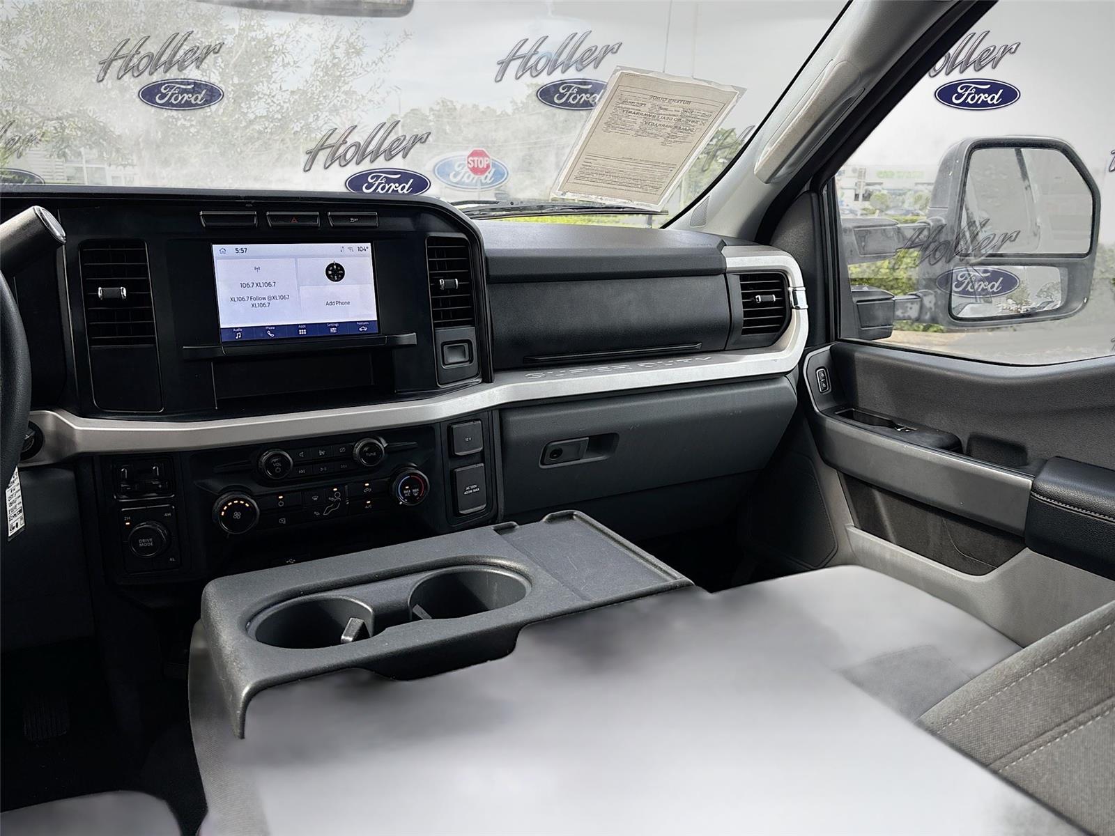 2023 Ford Super Duty F-250 SRW XLT