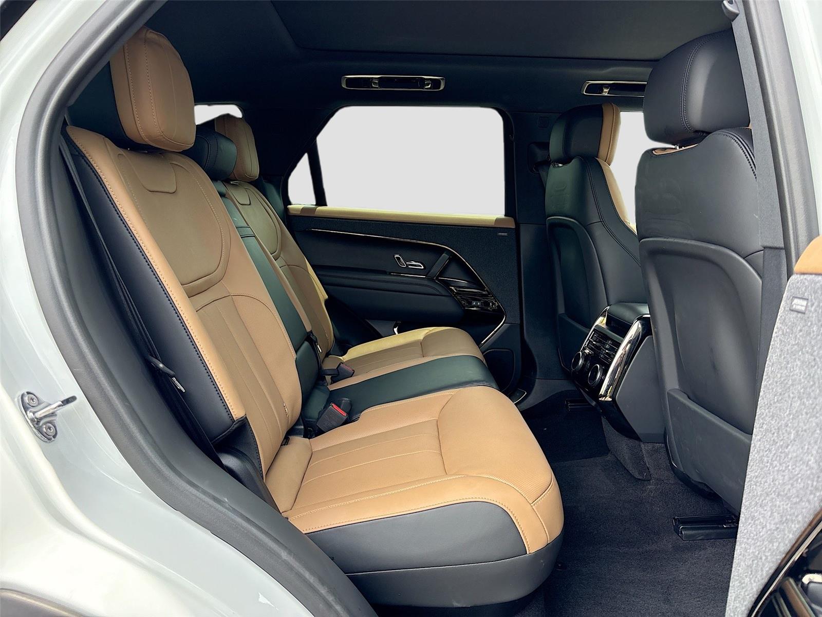 2025 Land Rover Range Rover Sport P460 Dynamic SE
