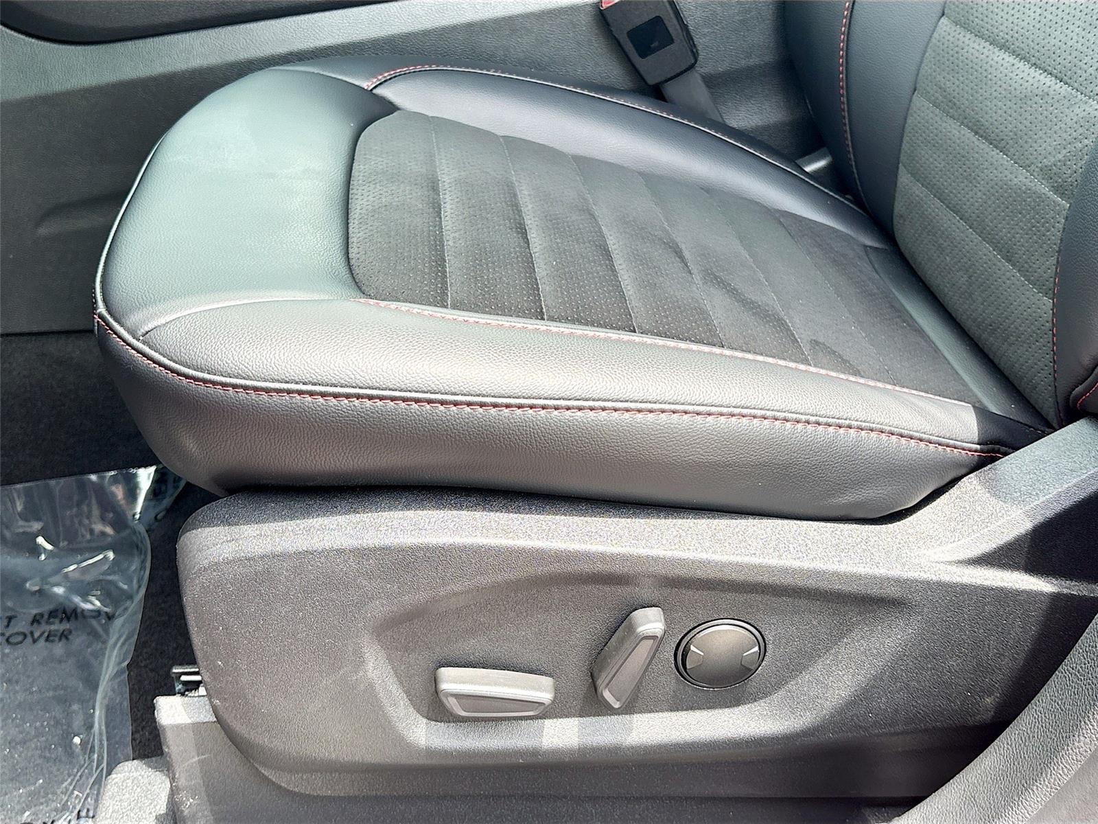 2024 Ford Edge ST-Line