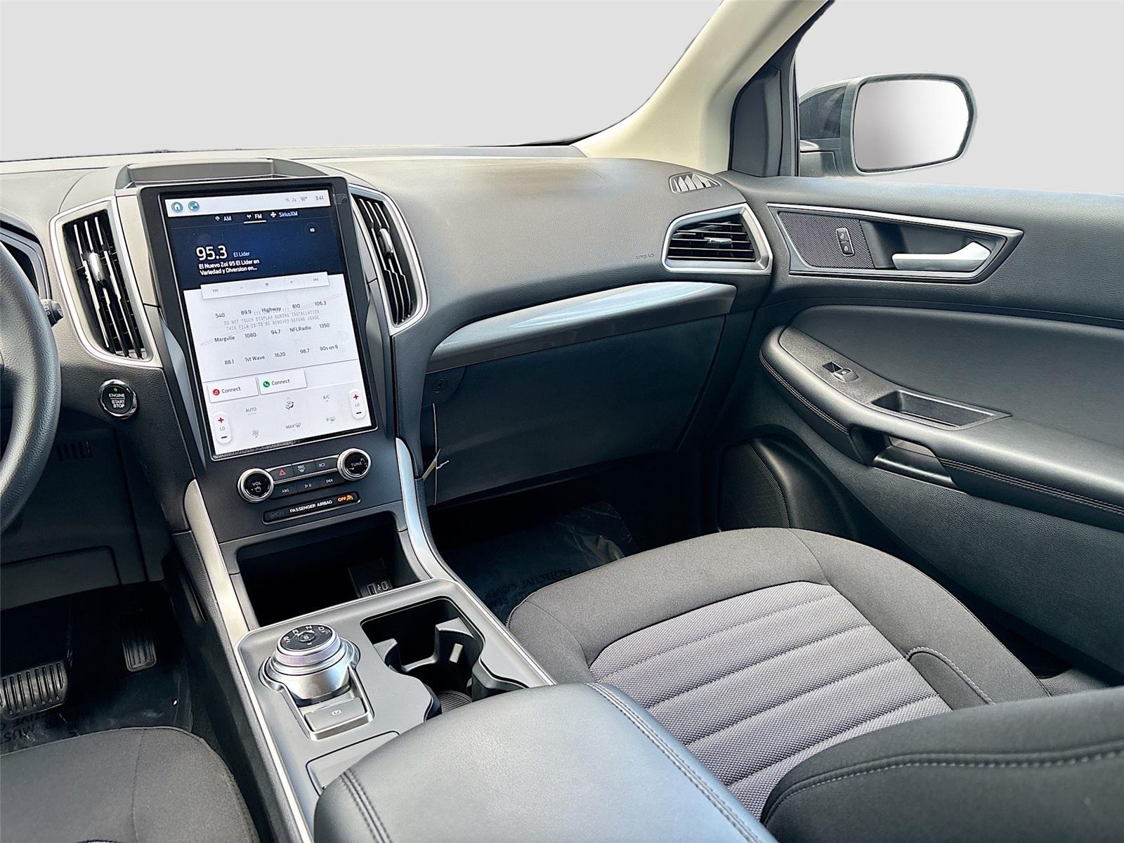 2024 Ford Edge SE