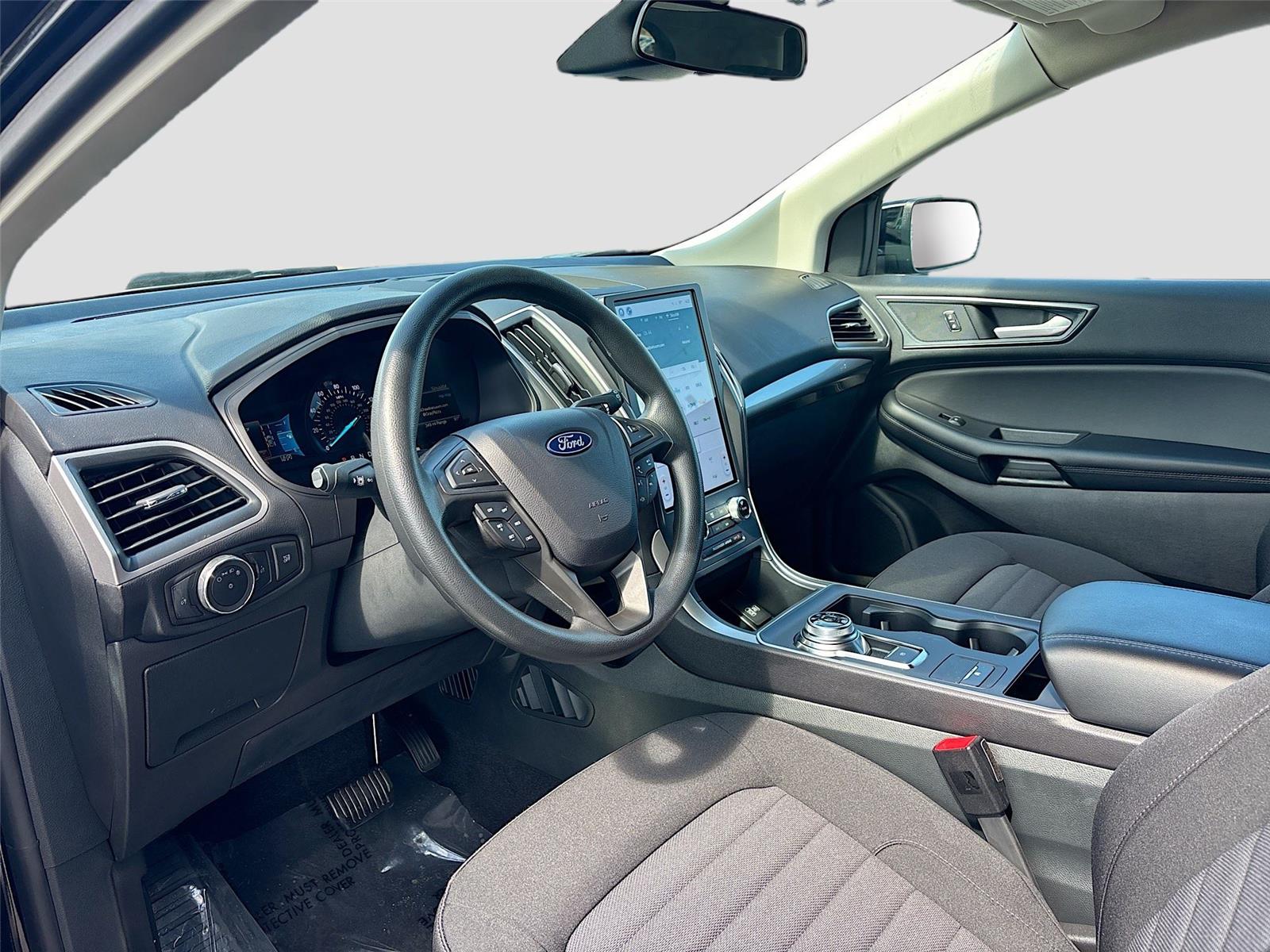 2024 Ford Edge SE
