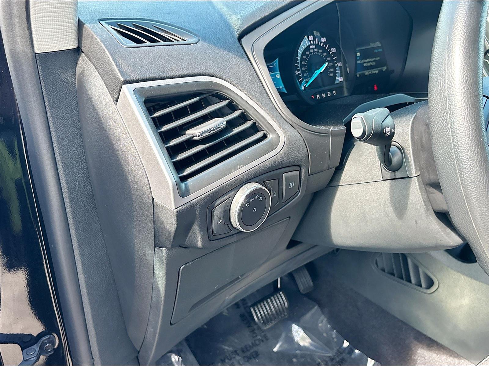 2024 Ford Edge SE