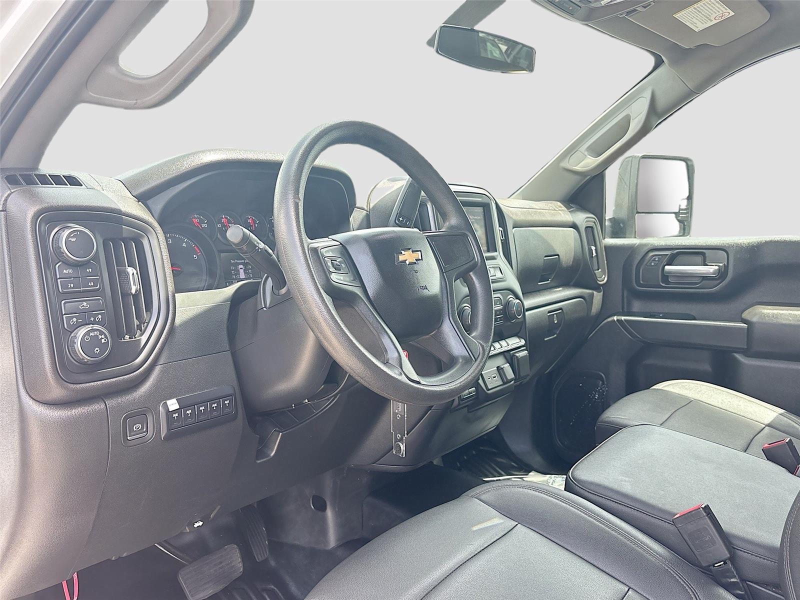 2023 Chevrolet Silverado 3500HD CC Work Truck
