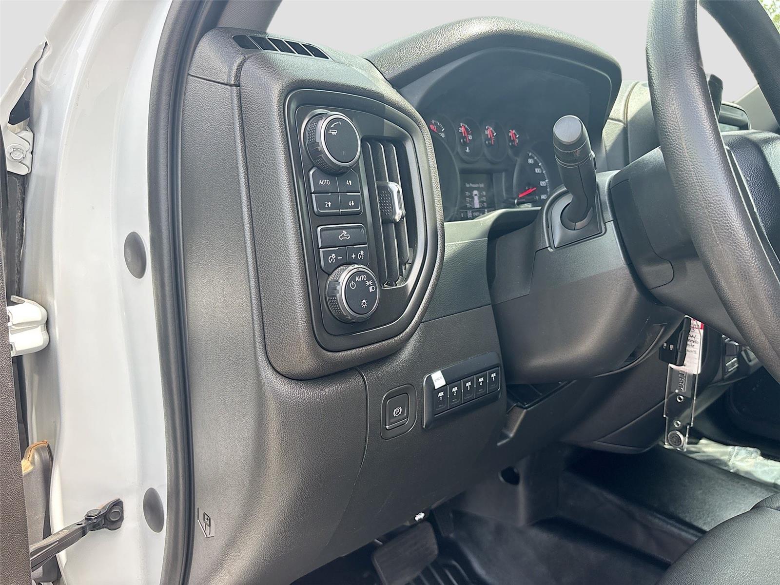2023 Chevrolet Silverado 3500HD CC Work Truck