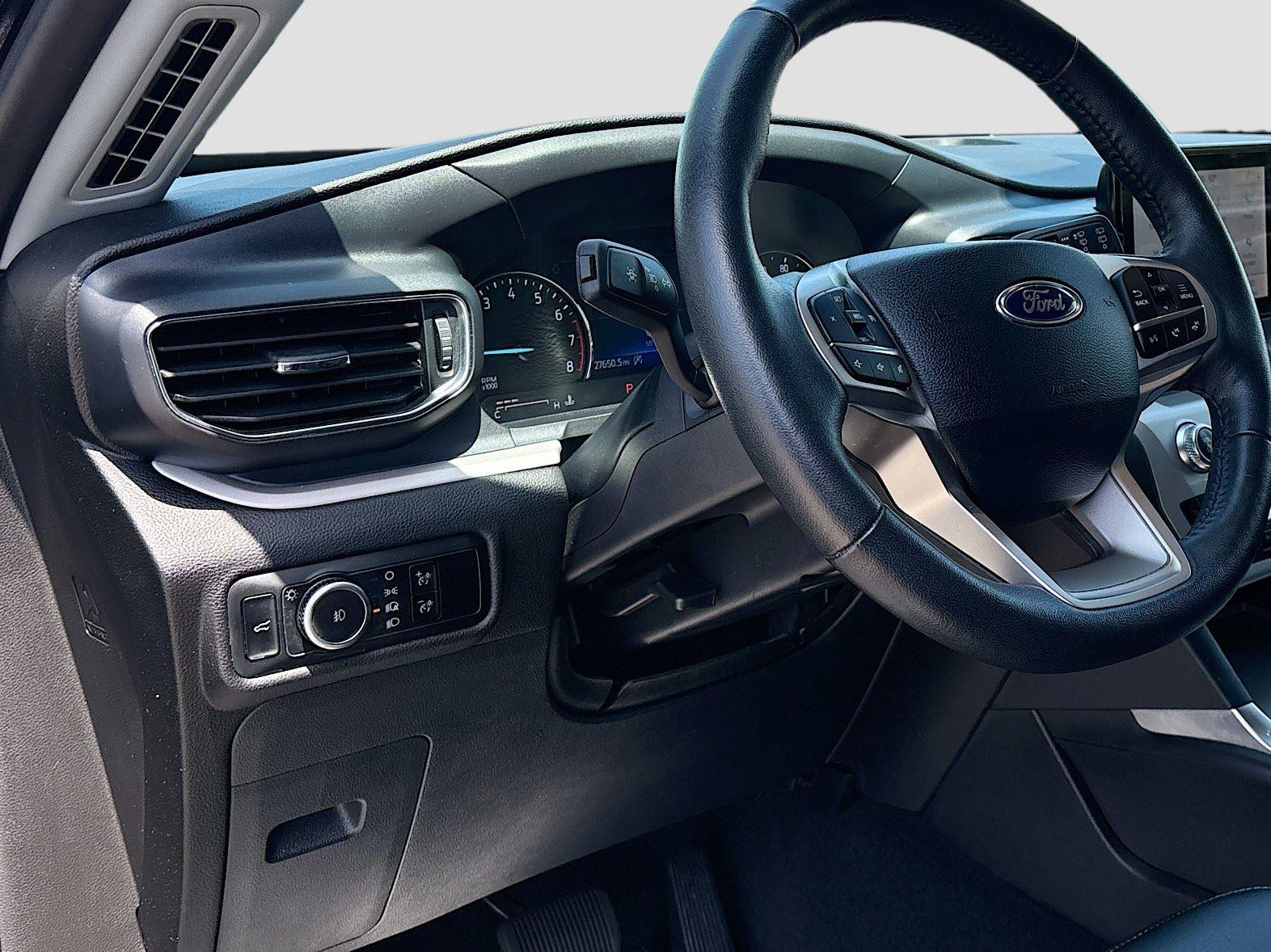 2024 Ford Explorer XLT