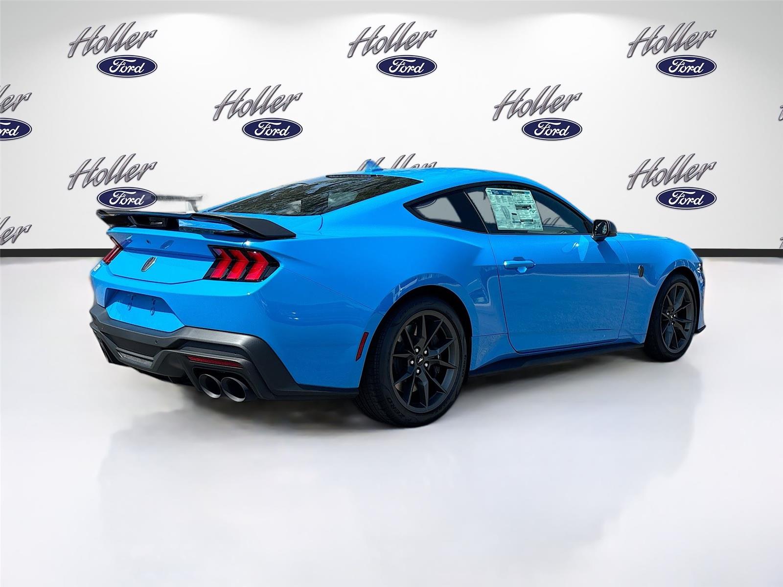 2025 Ford Mustang Dark Horse