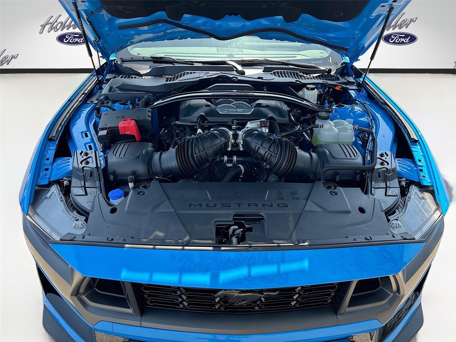 2025 Ford Mustang Dark Horse