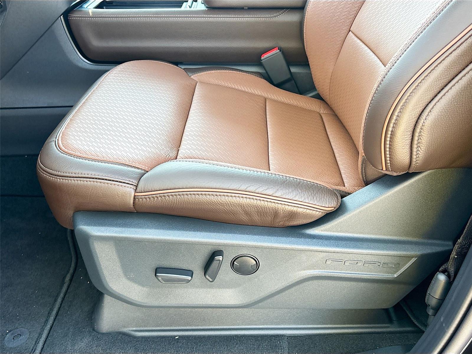 2025 Ford Expedition King Ranch
