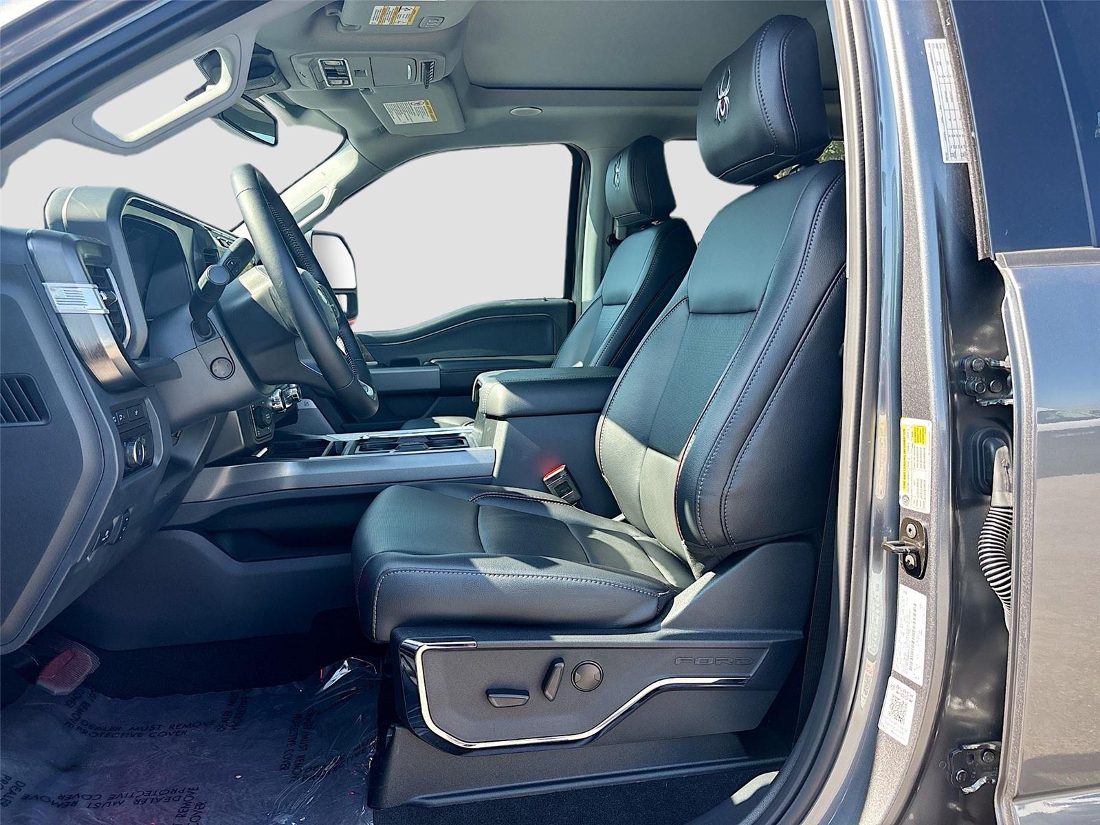 2024 Ford Super Duty F-250 SRW LARIAT