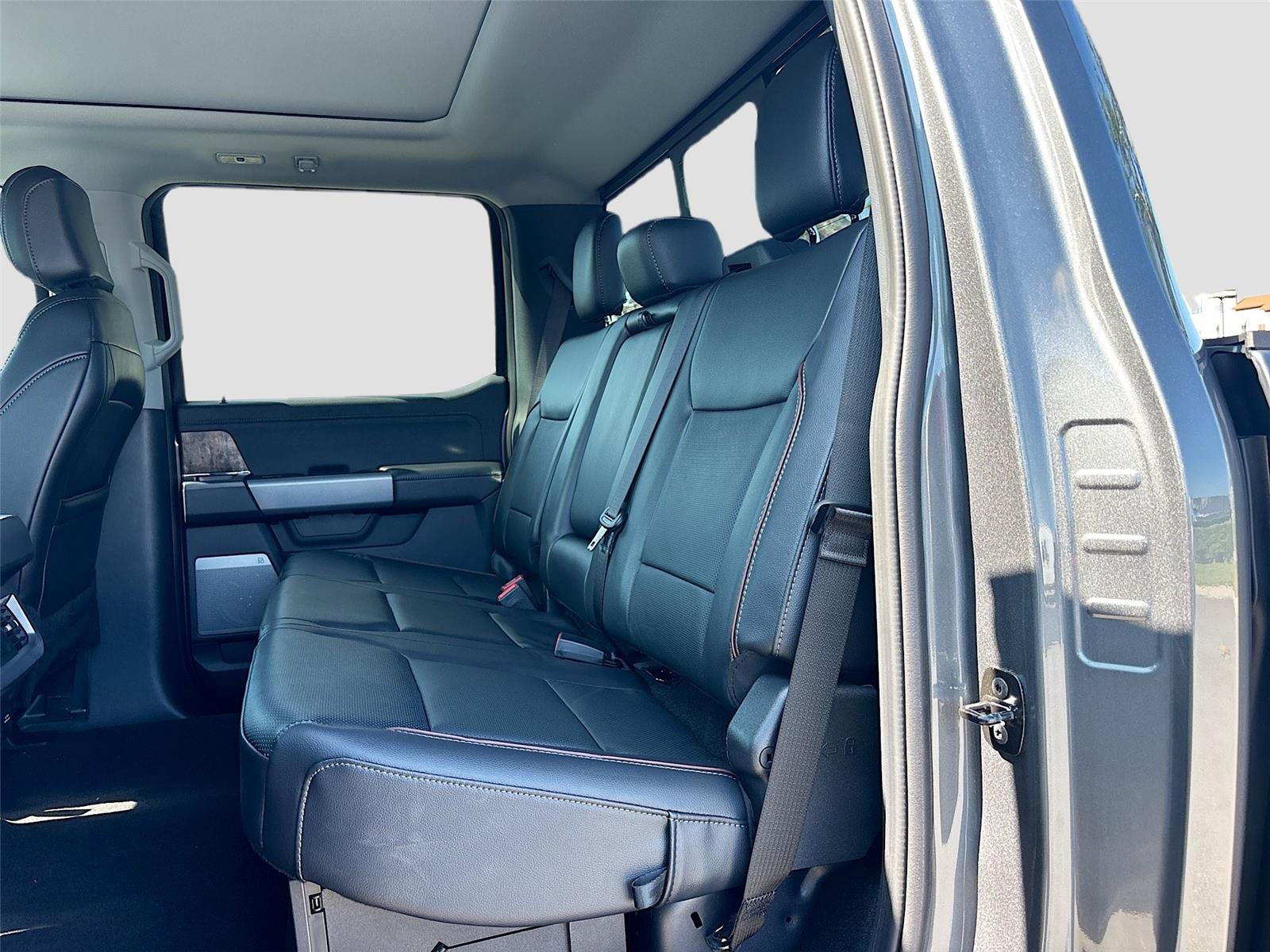 2024 Ford Super Duty F-250 SRW LARIAT