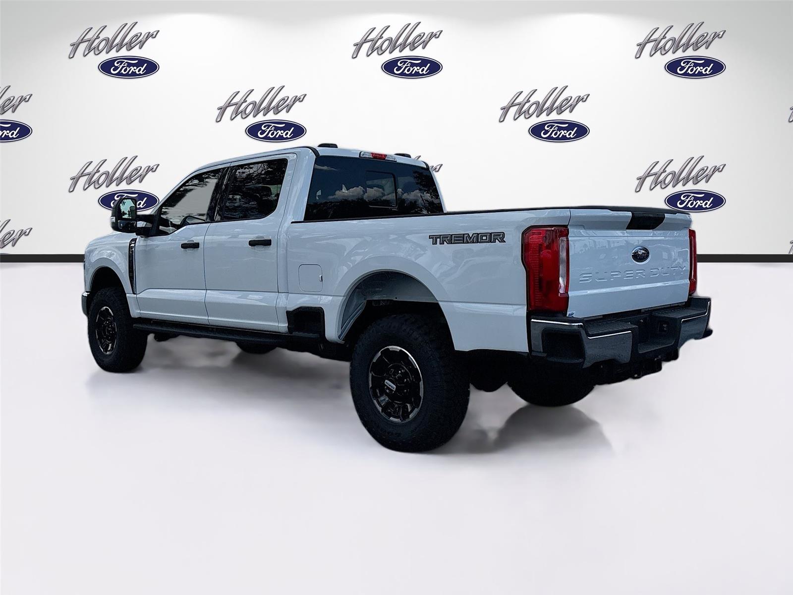 2025 Ford Super Duty F-350 SRW XLT