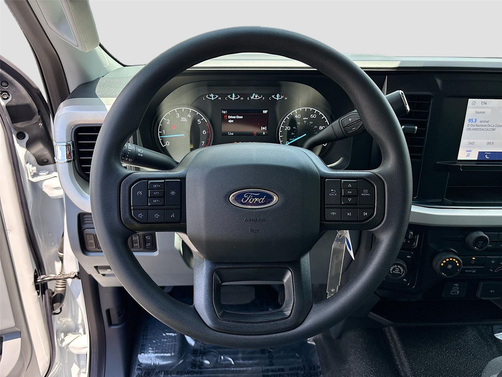 2025 Ford Super Duty F-350 SRW XLT