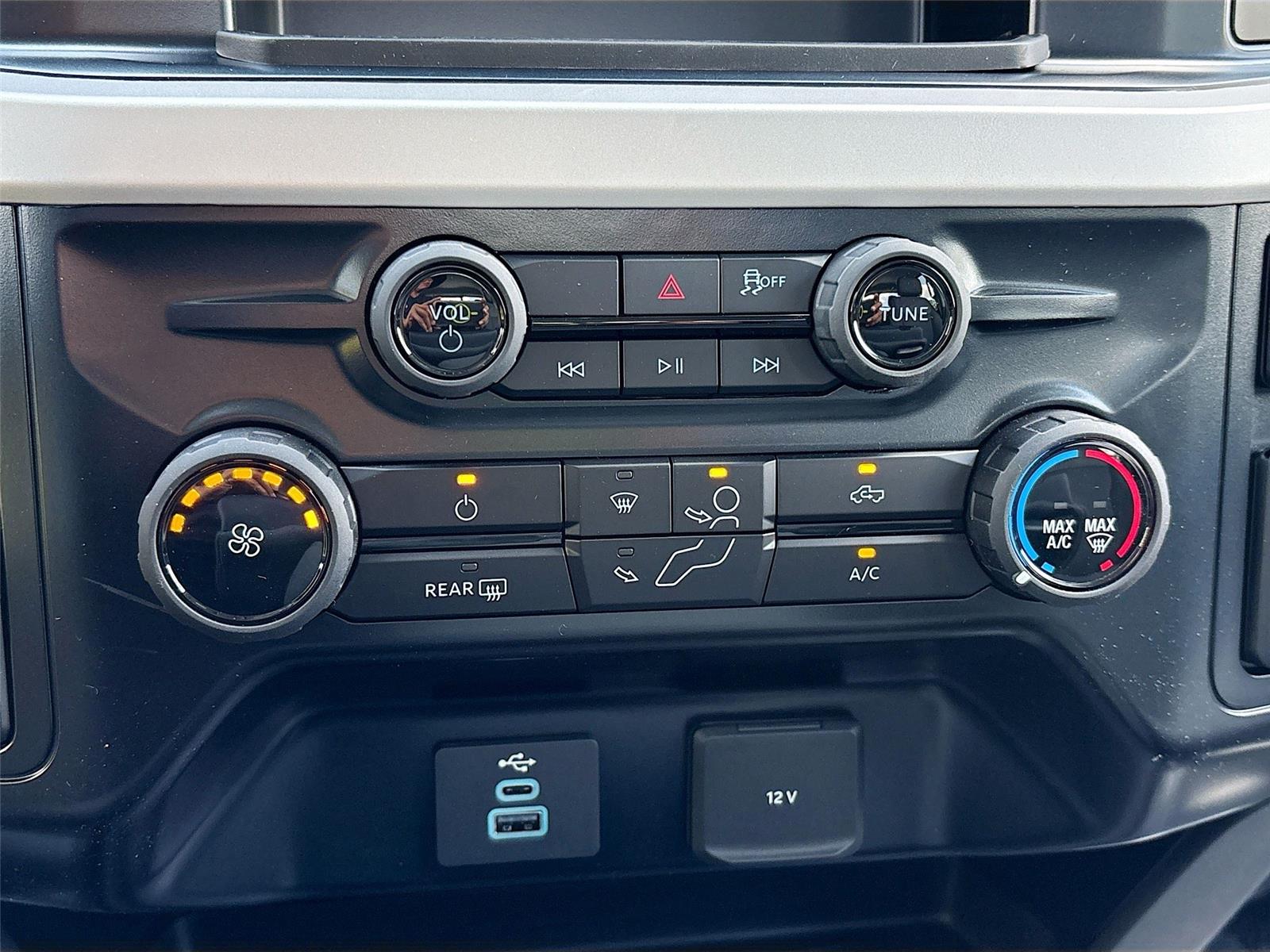 2025 Ford Super Duty F-350 SRW XLT