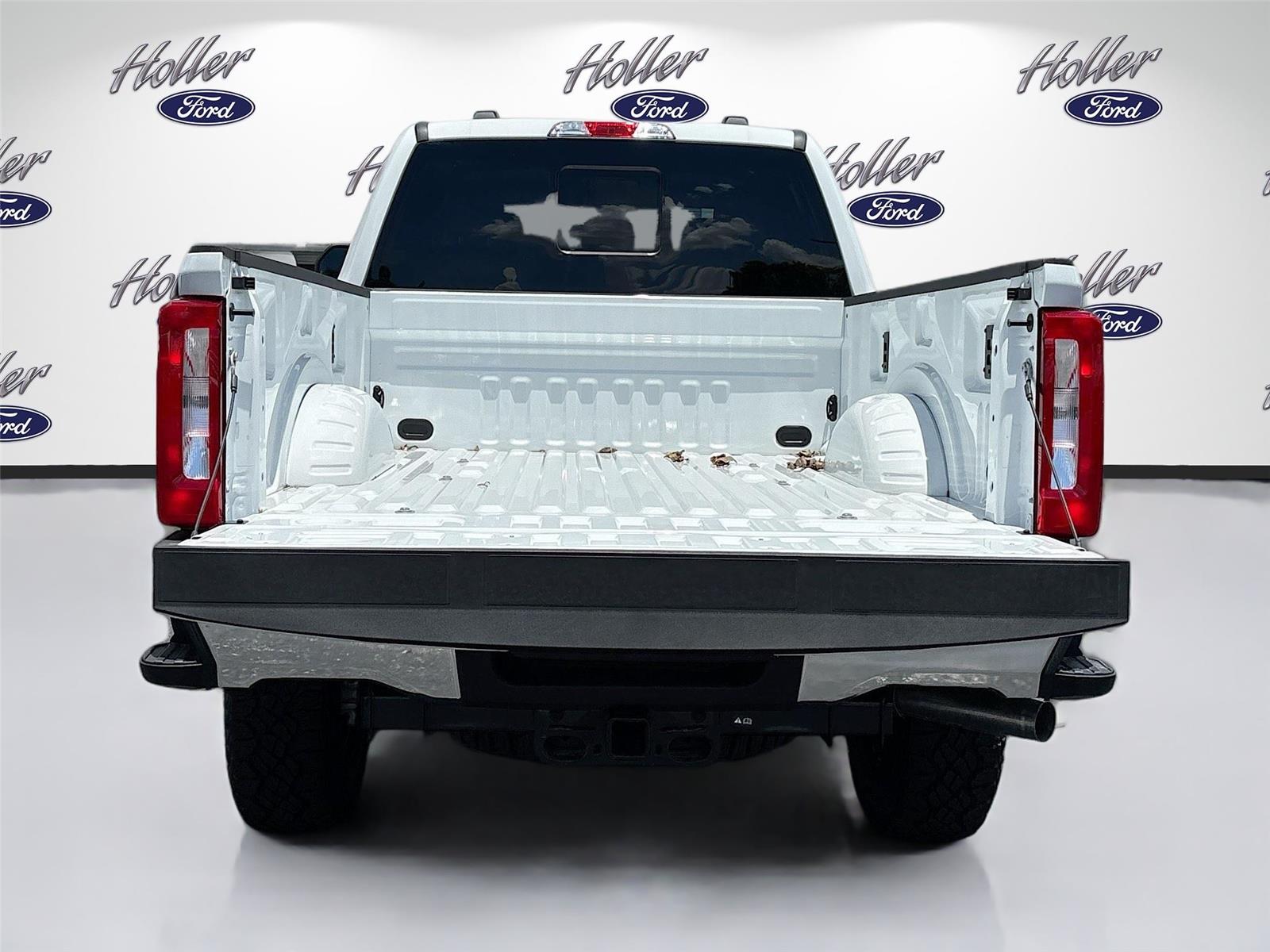 2025 Ford Super Duty F-350 SRW XLT