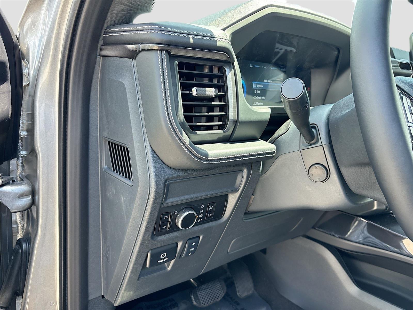 Ford F-150 Lightning Platinum