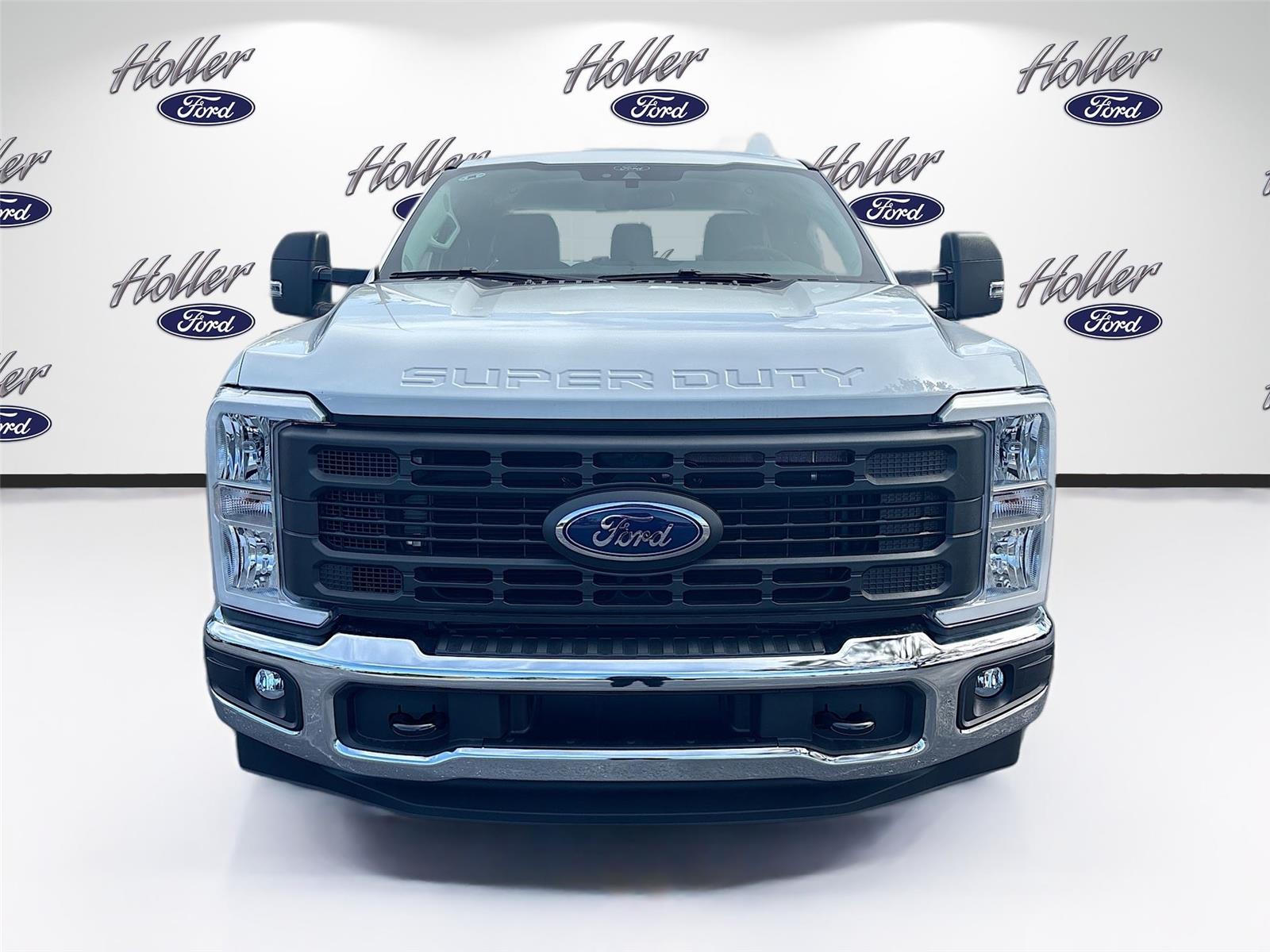 2025 Ford Super Duty F-350 SRW XL