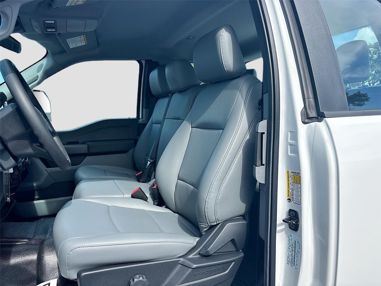 2025 Ford Super Duty F-350 SRW XL