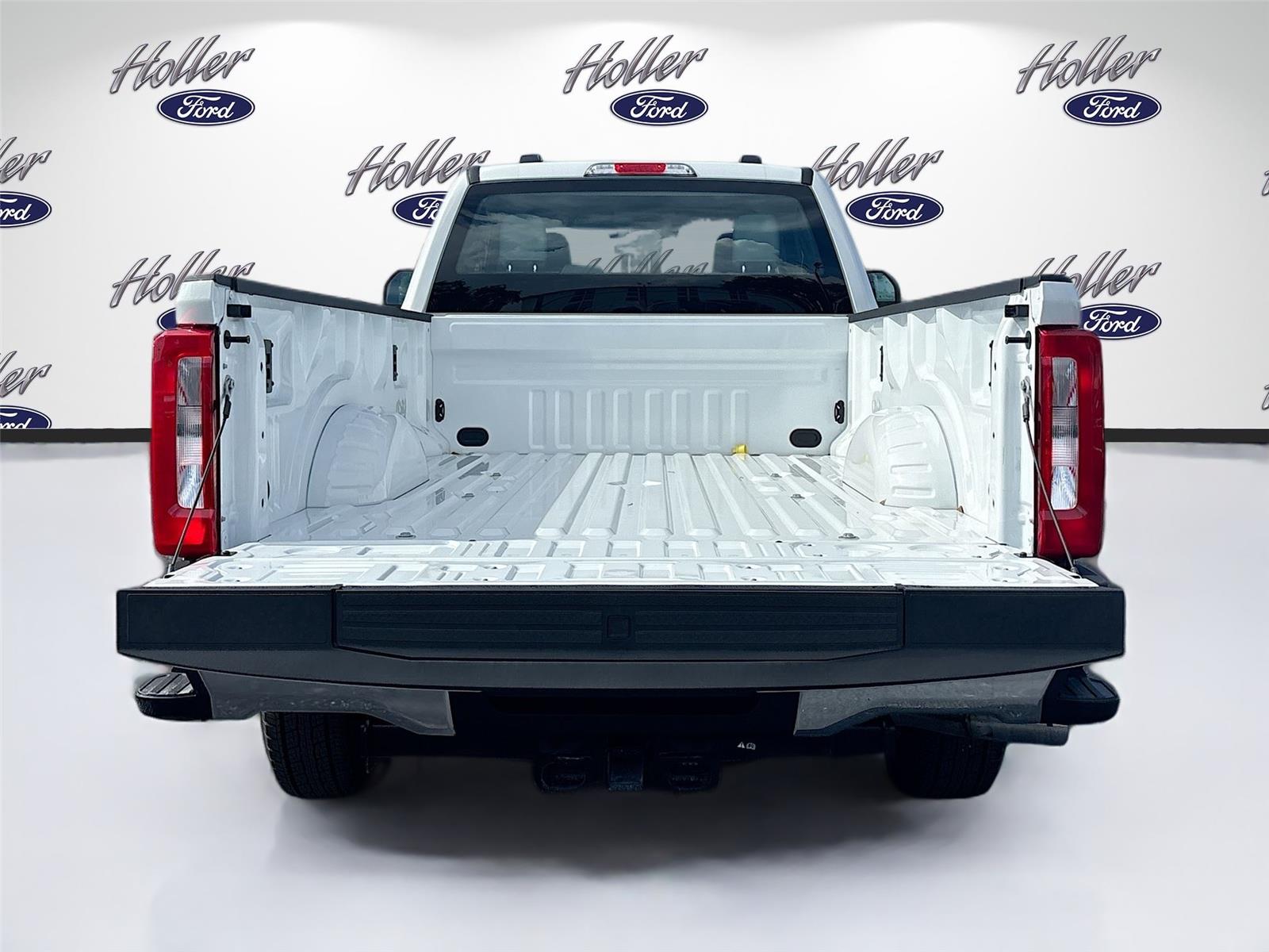 2025 Ford Super Duty F-350 SRW XL