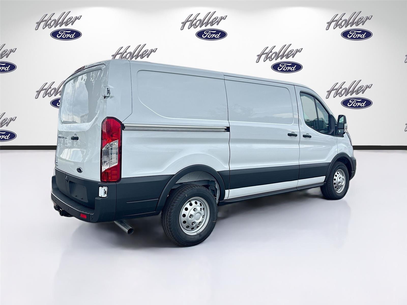 2025 Ford Transit Cargo Van
