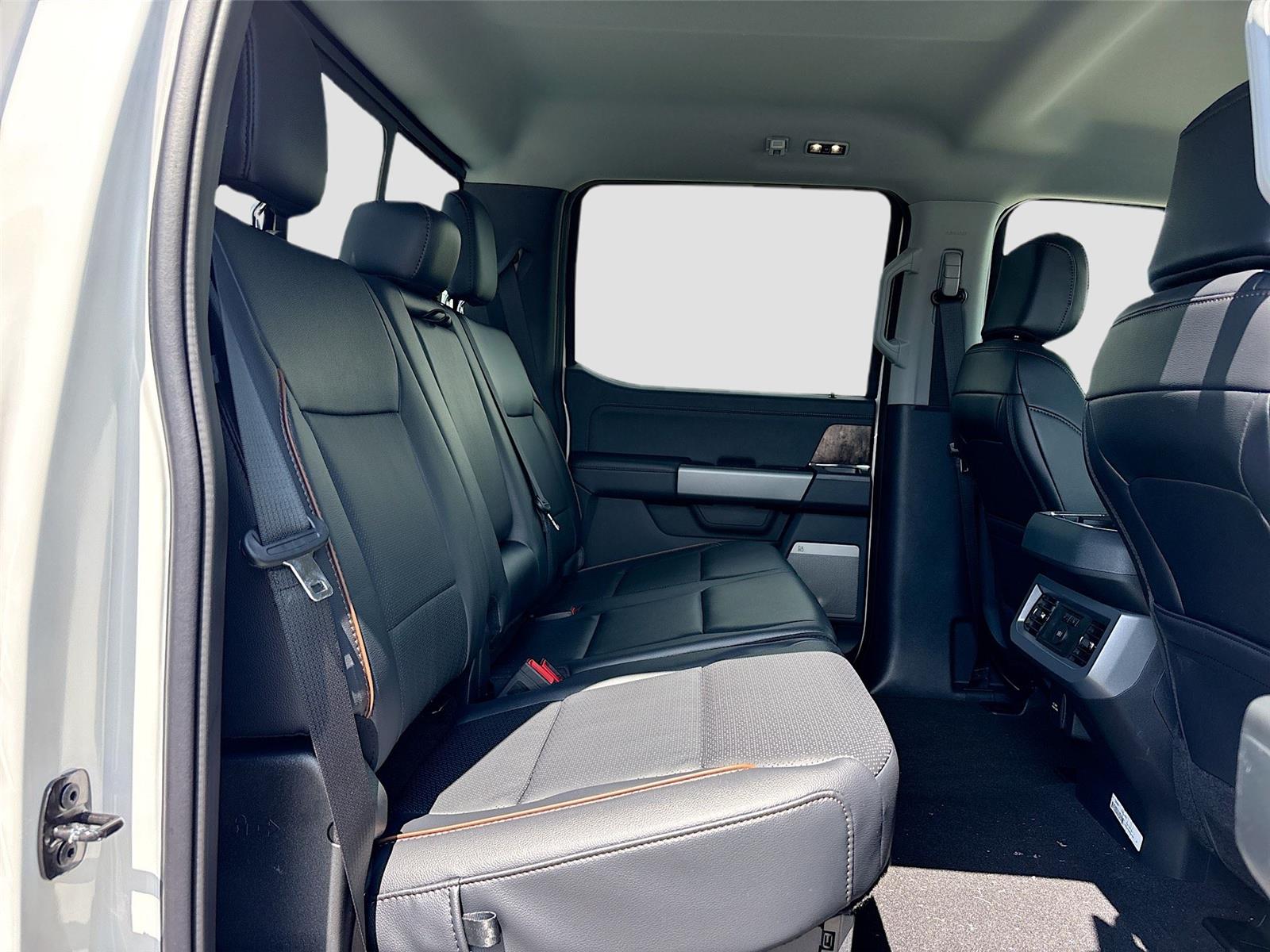 2025 Ford Super Duty F-250 SRW LARIAT