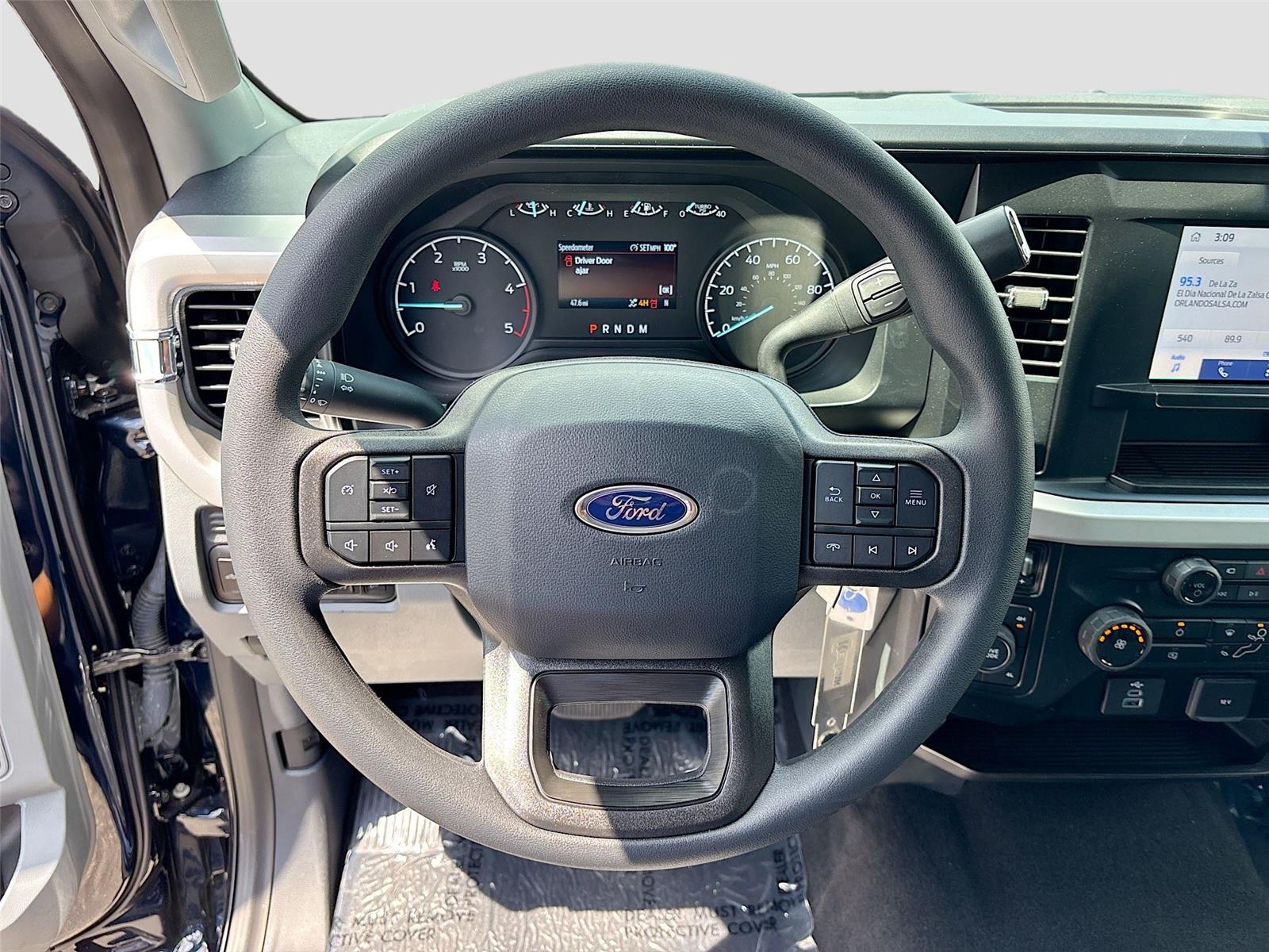 2025 Ford Super Duty F-250 SRW XLT