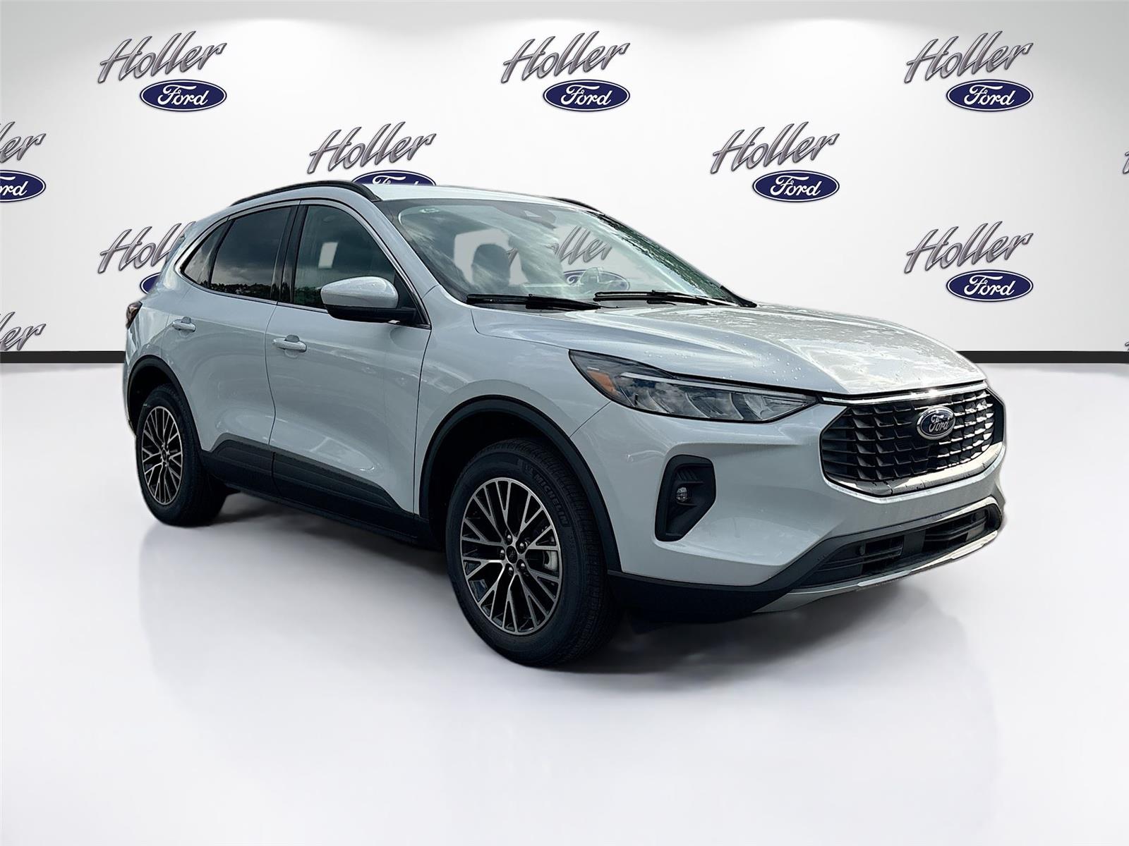 Ford Escape Plug-In Hybrid Base