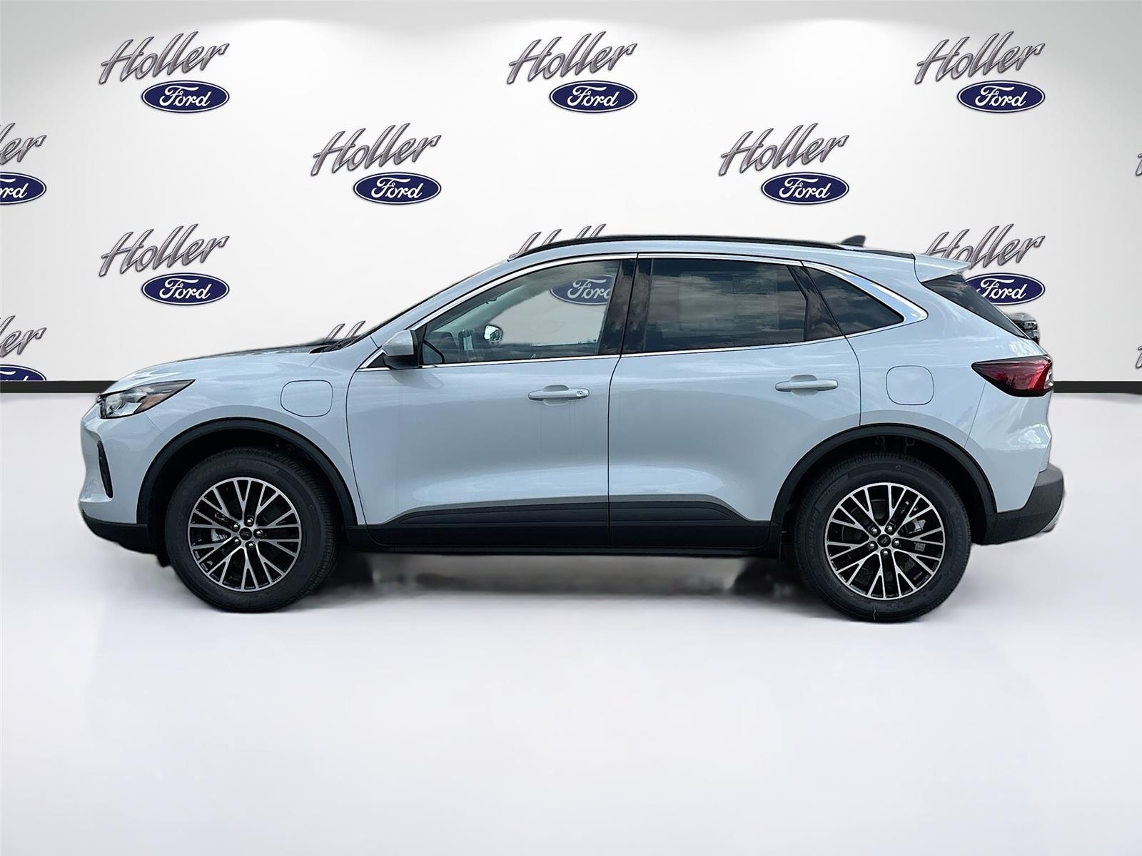 Ford Escape Plug-In Hybrid Base