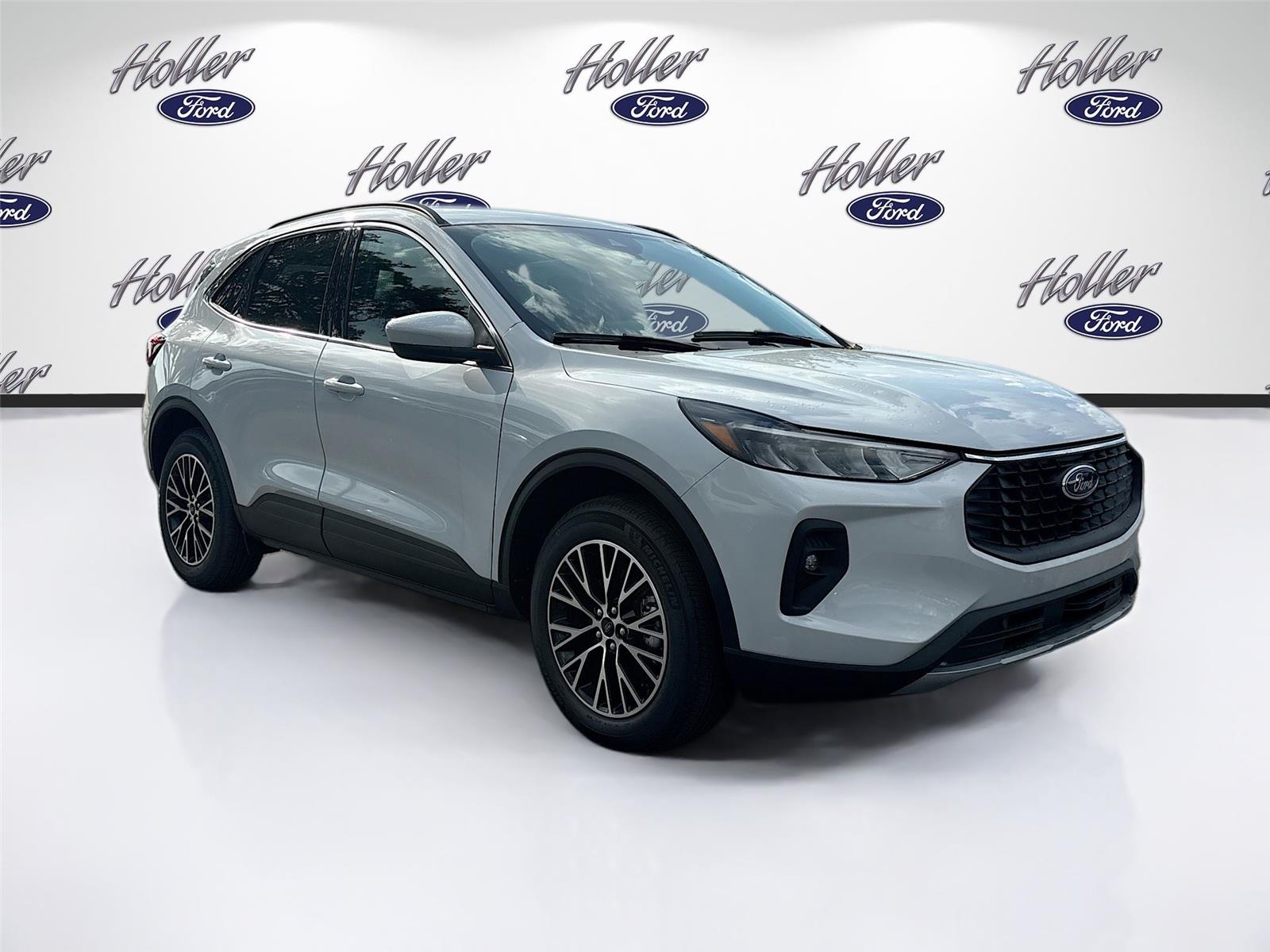Ford Escape Plug-In Hybrid Base