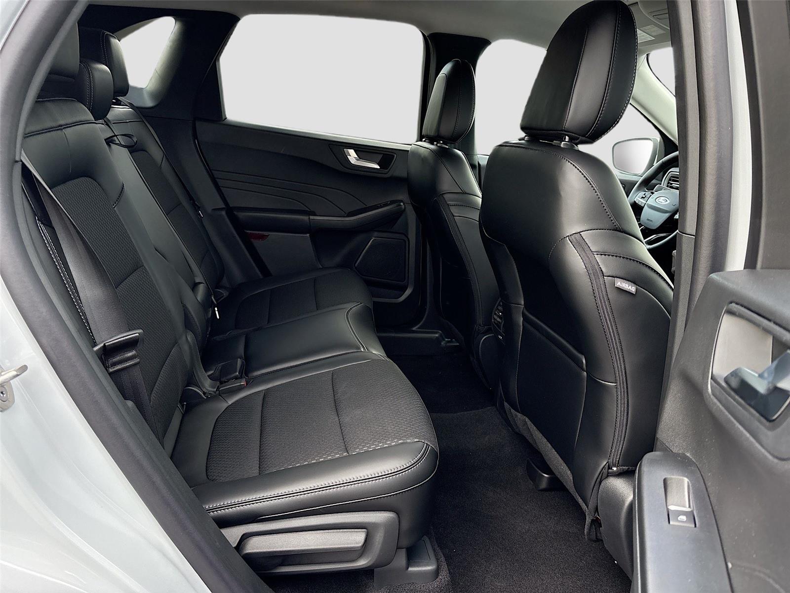 Ford Escape Plug-In Hybrid Base